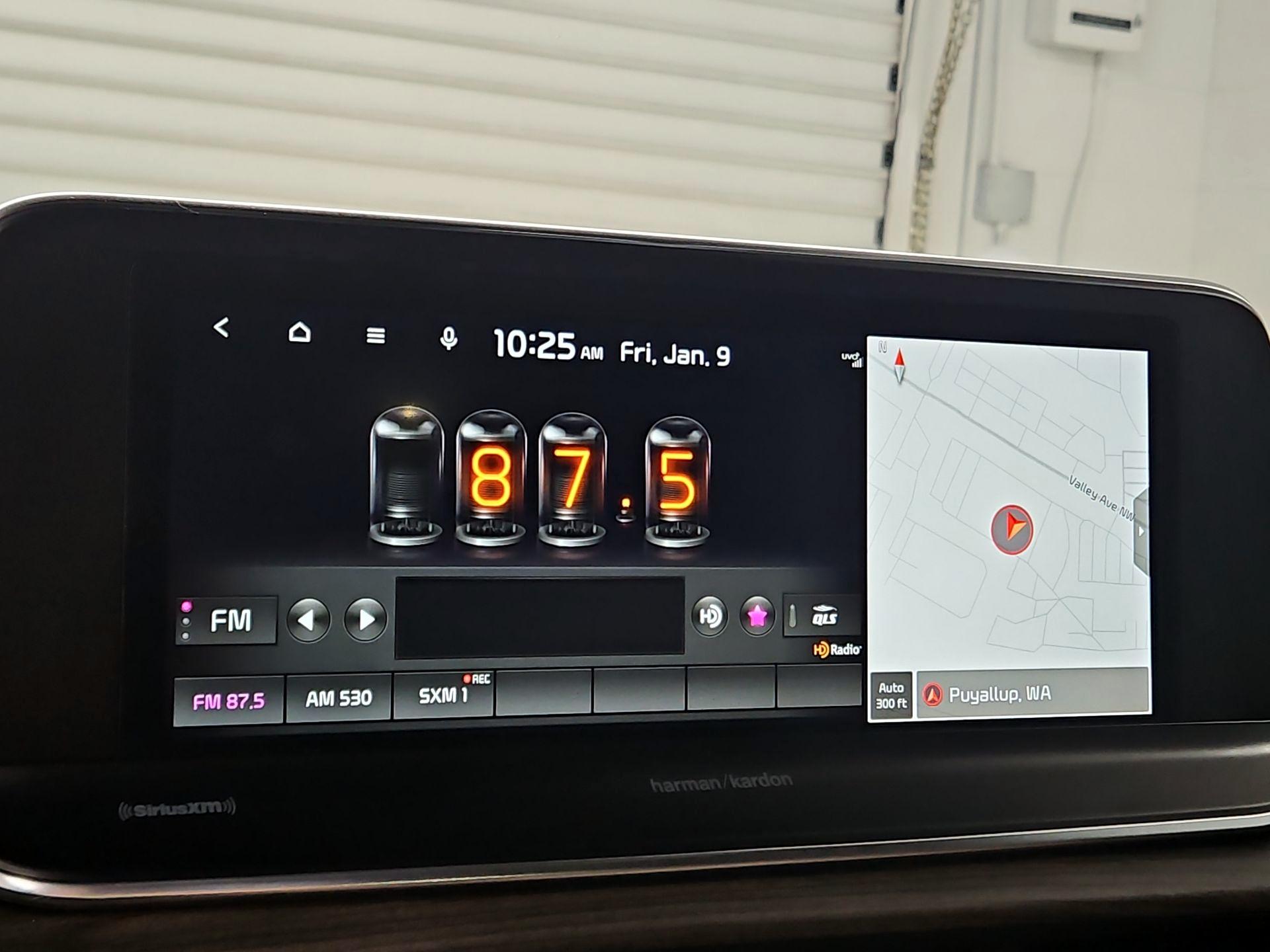 Thumbnail: 2022 Kia Telluride - 16