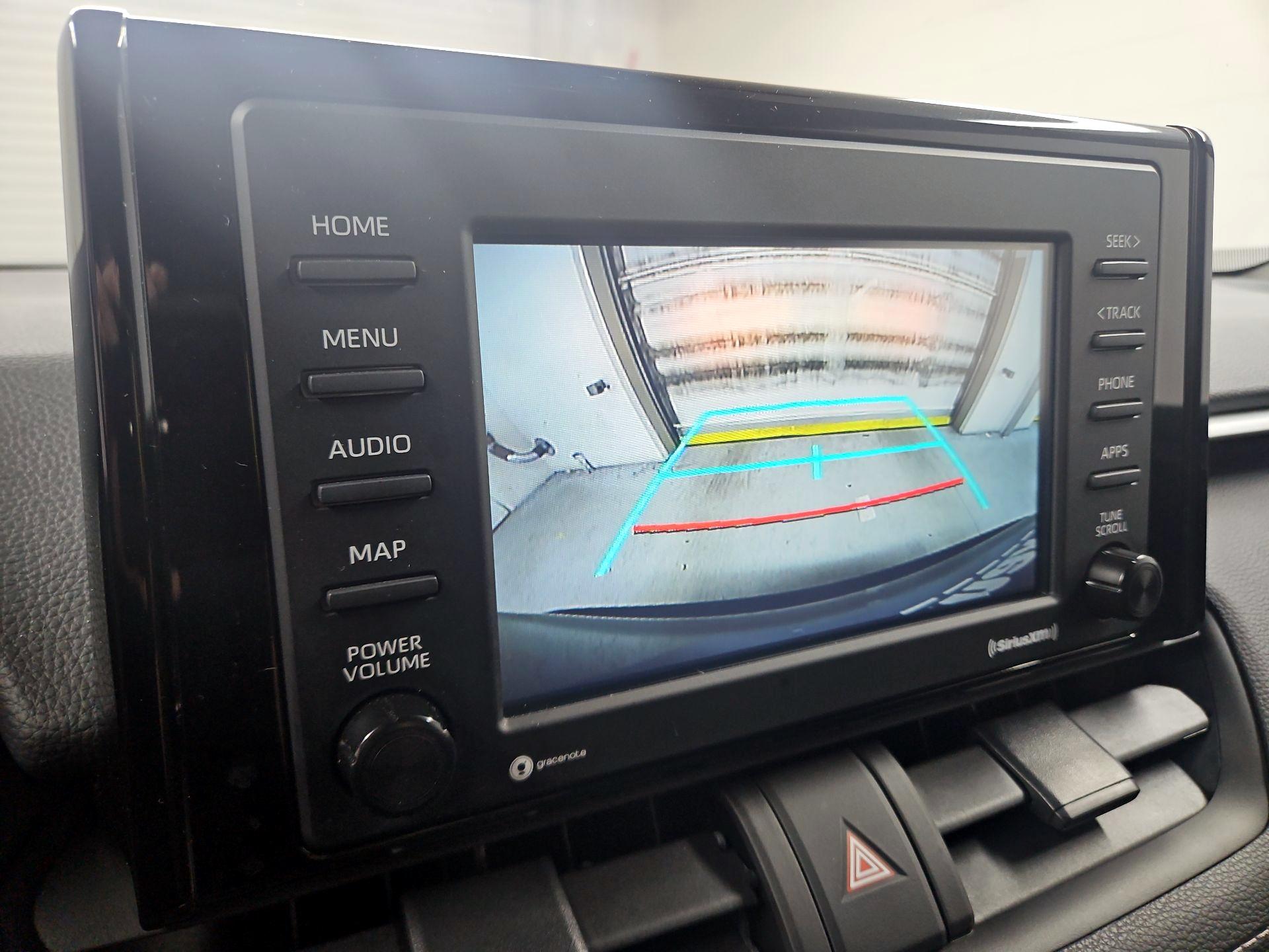 Thumbnail: 2022 Toyota RAV4 - 14