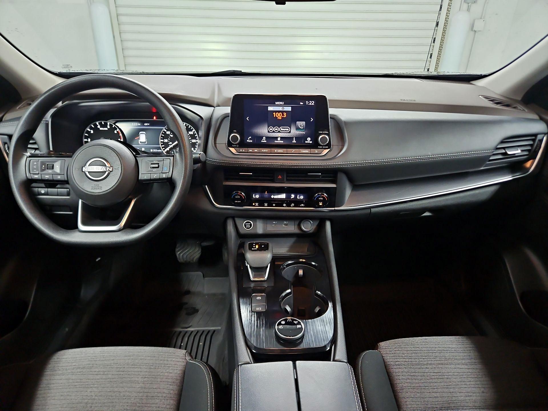 Thumbnail: 2023 Nissan Rogue - 9