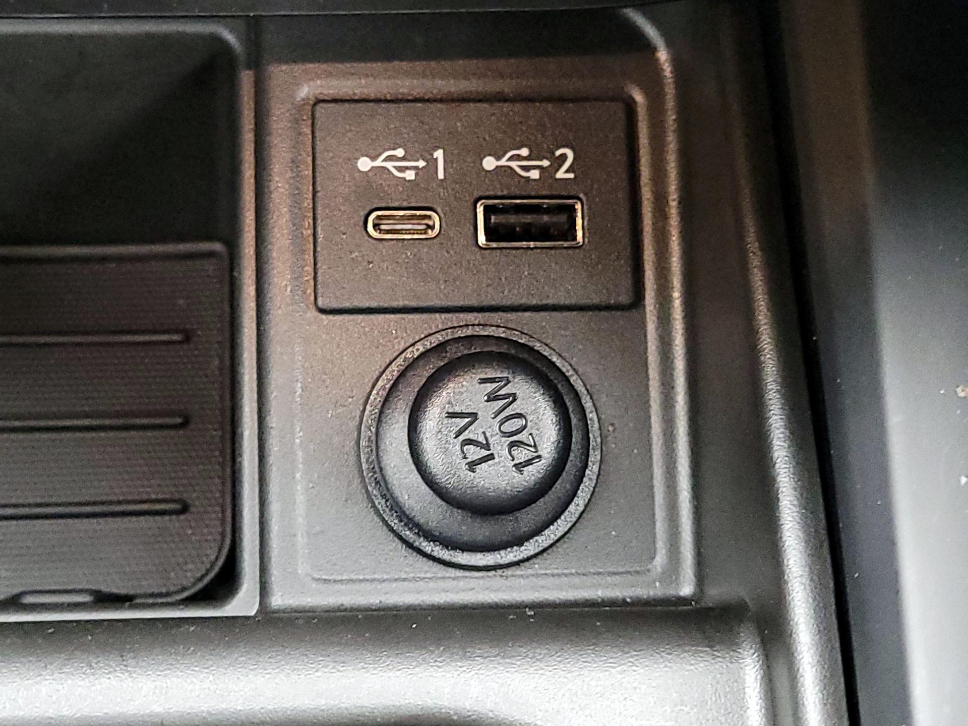 Thumbnail: 2023 INFINITI QX55 - 19