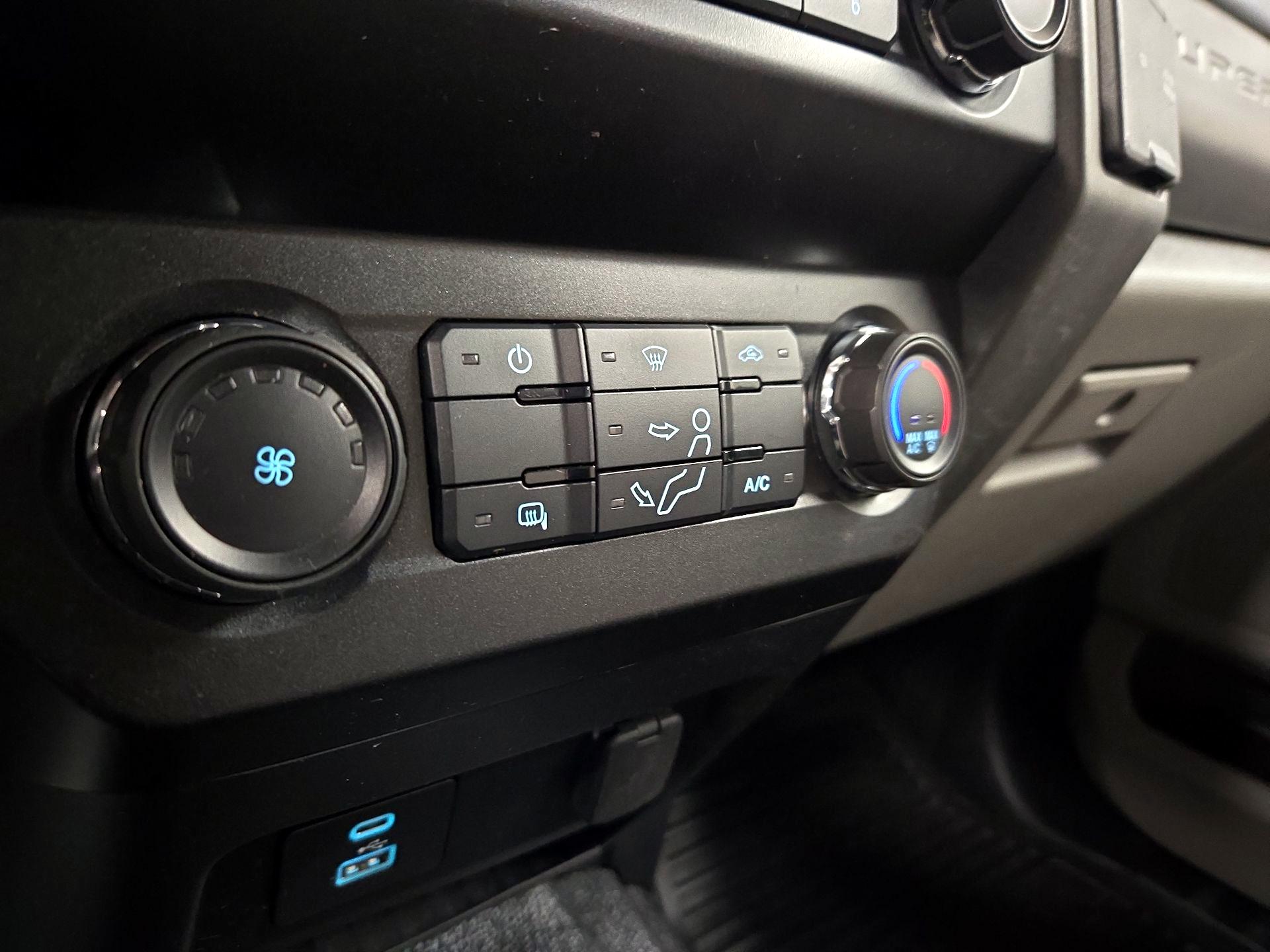 Thumbnail: 2021 Ford F-350 - 16