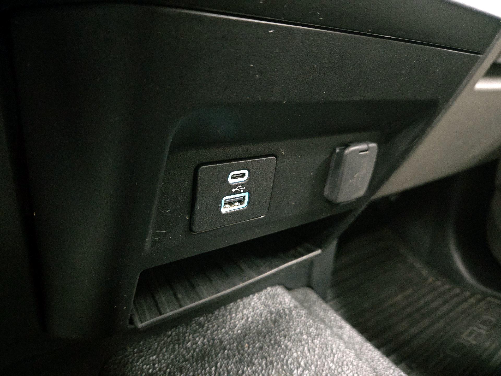 Thumbnail: 2021 Ford F-350 - 18