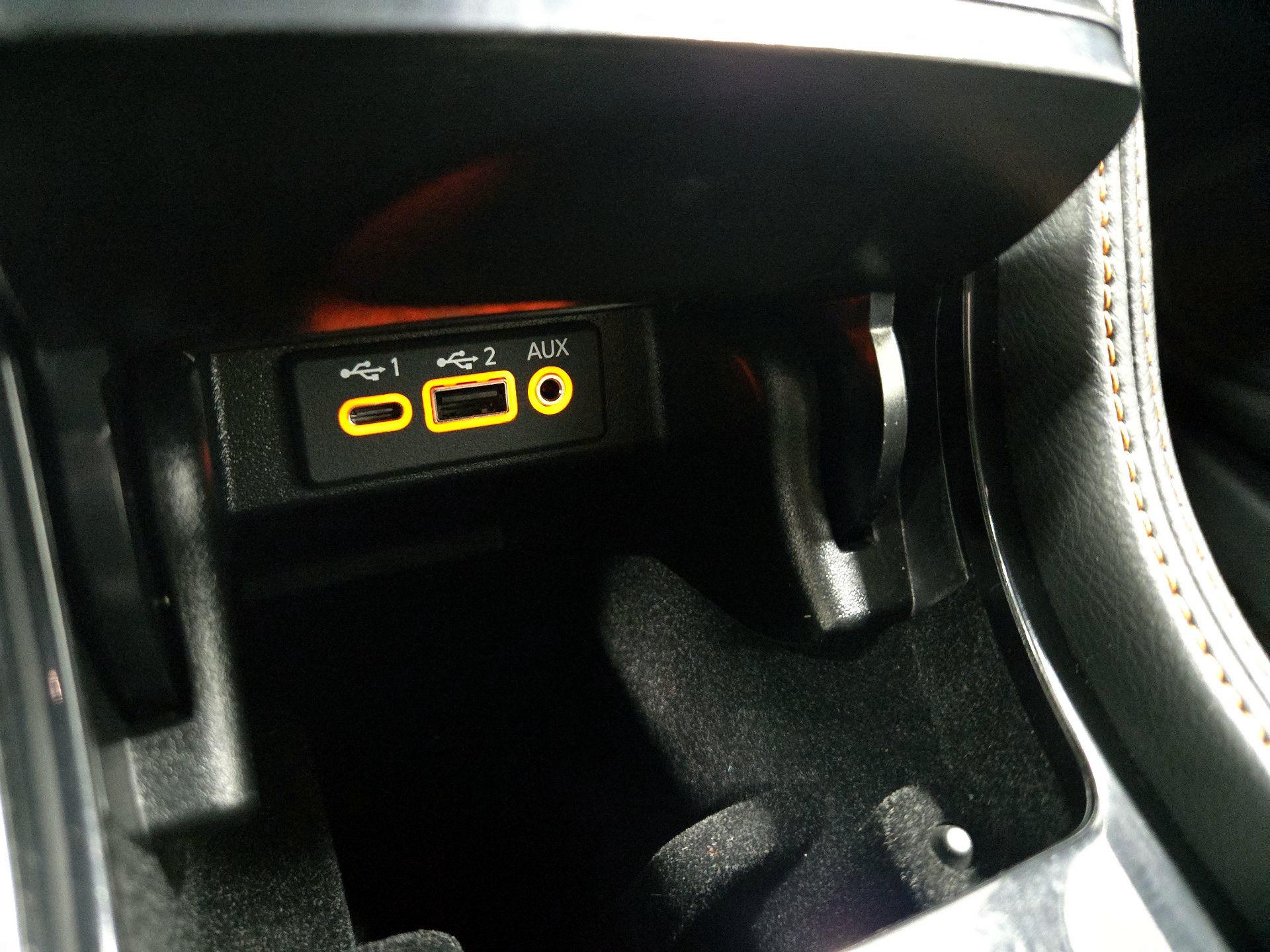 Thumbnail: 2020 Nissan Maxima - 19