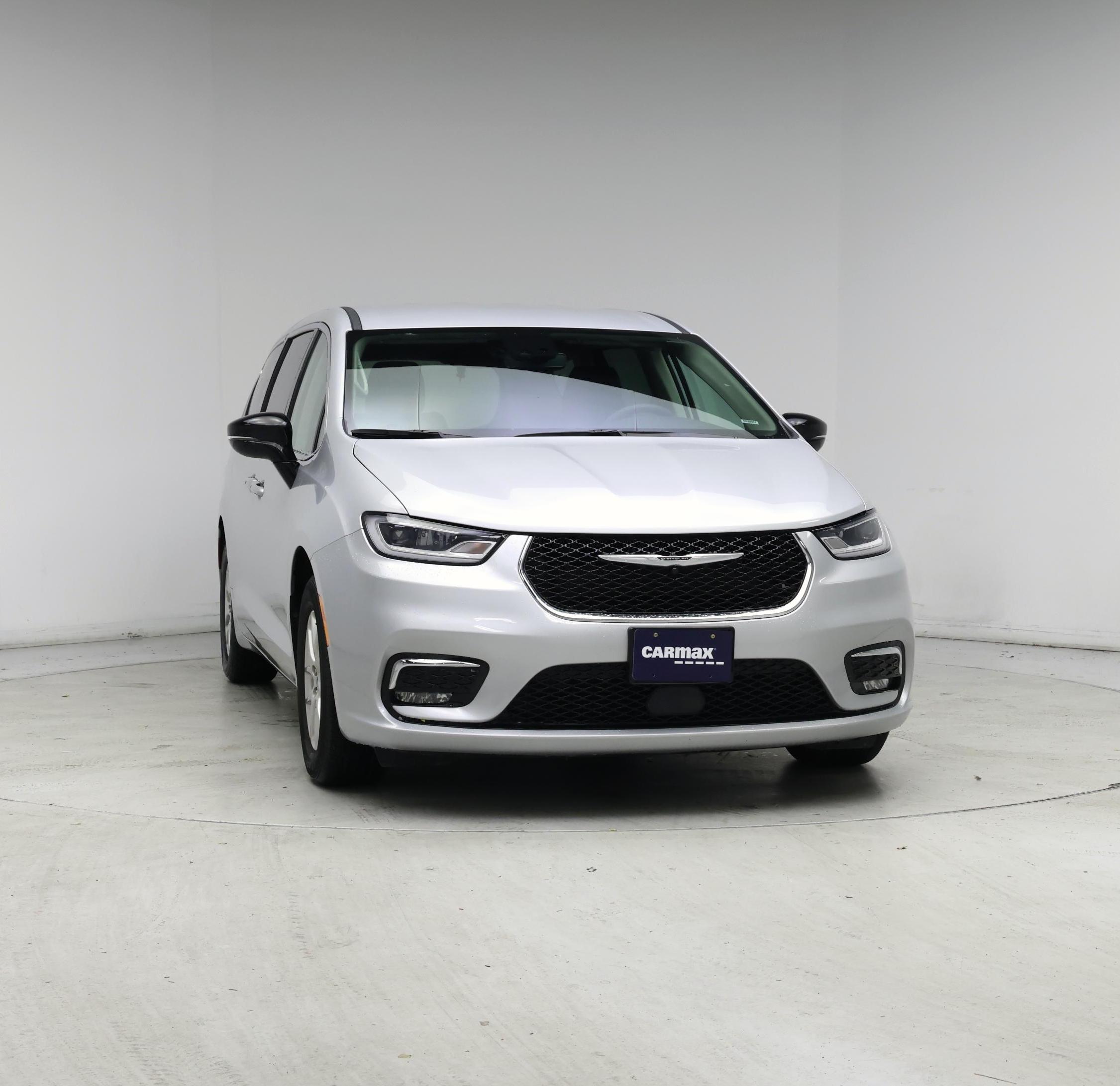 Thumbnail: 2024 Chrysler Pacifica - 5