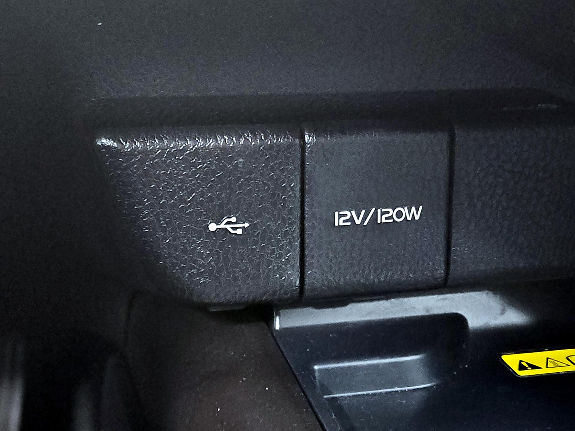 Thumbnail: 2022 Toyota Camry - 18