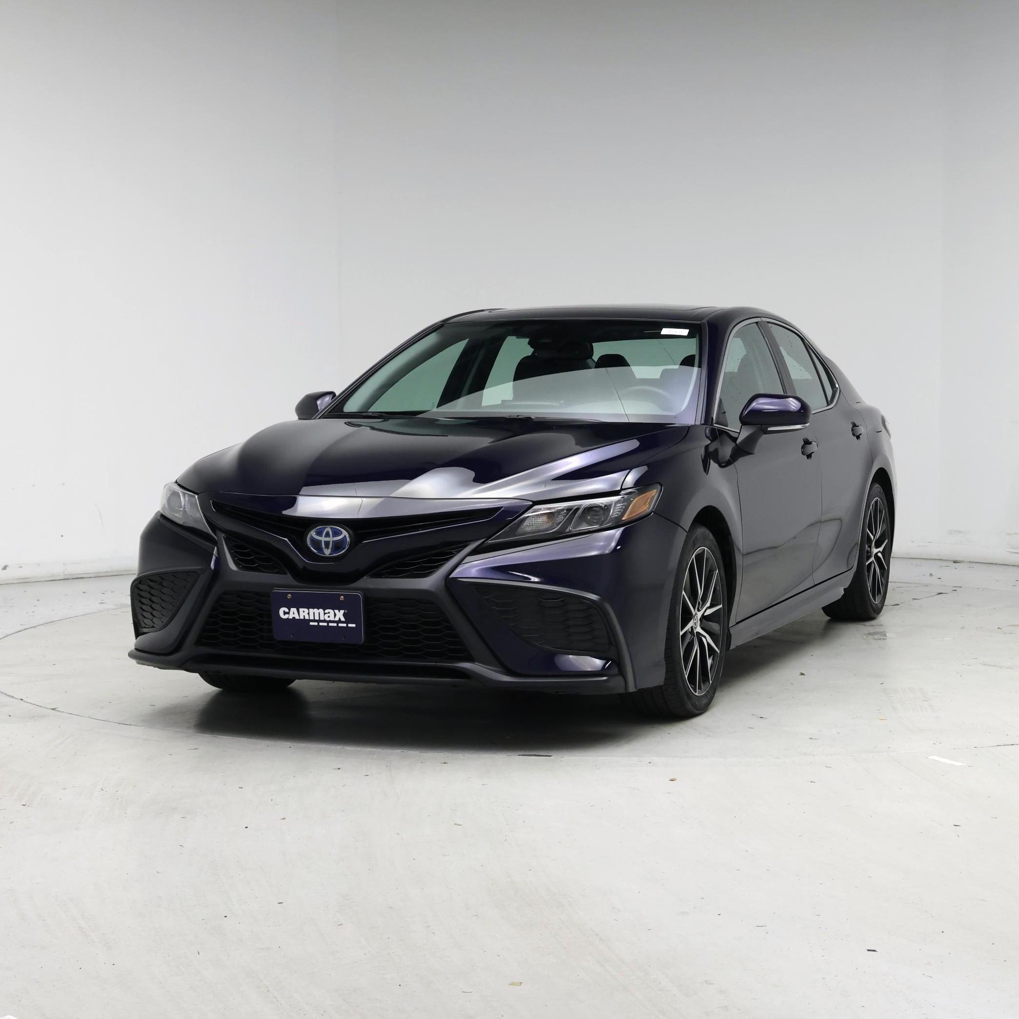 Thumbnail: 2022 Toyota Camry - 4