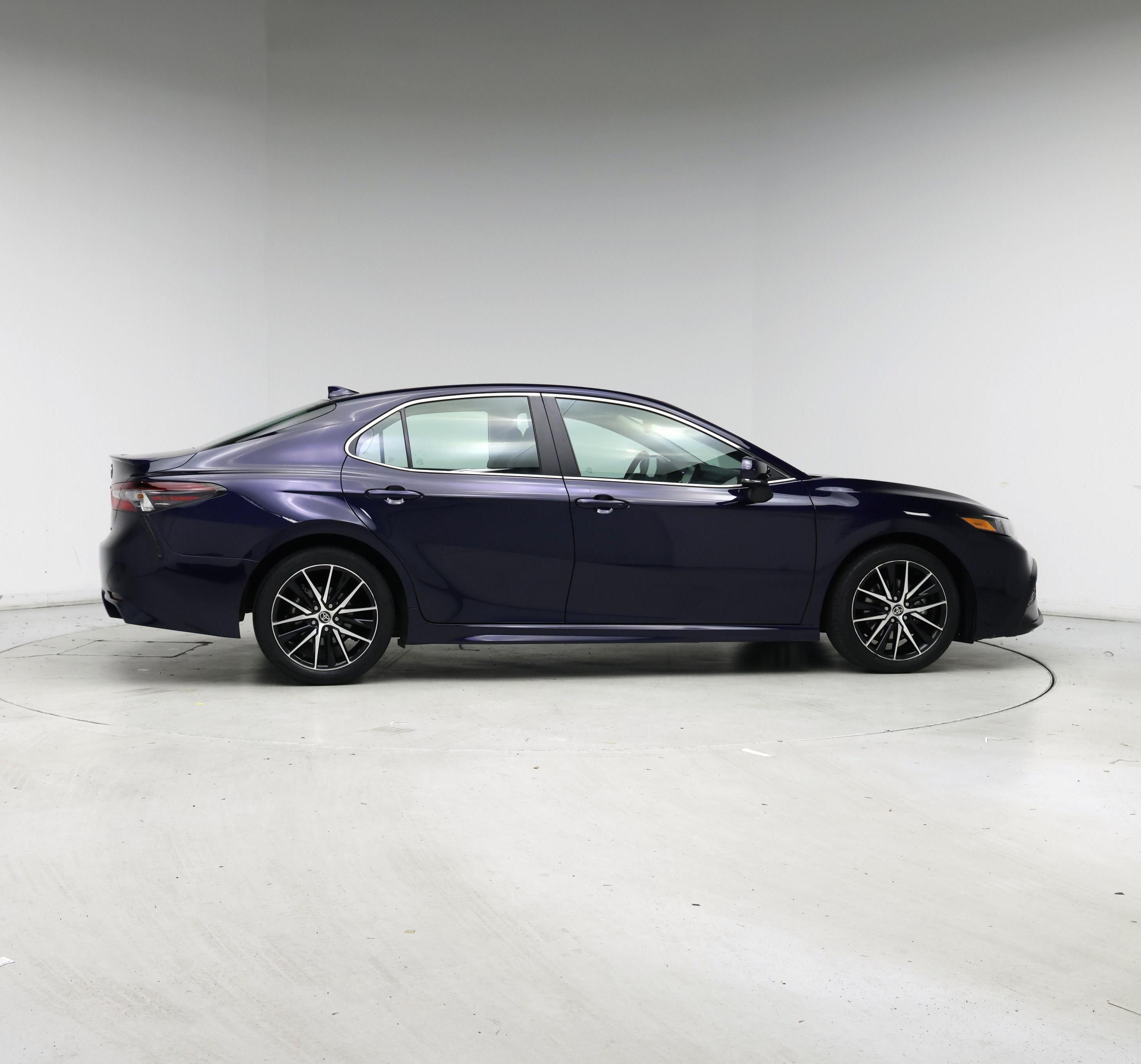 Thumbnail: 2022 Toyota Camry - 7