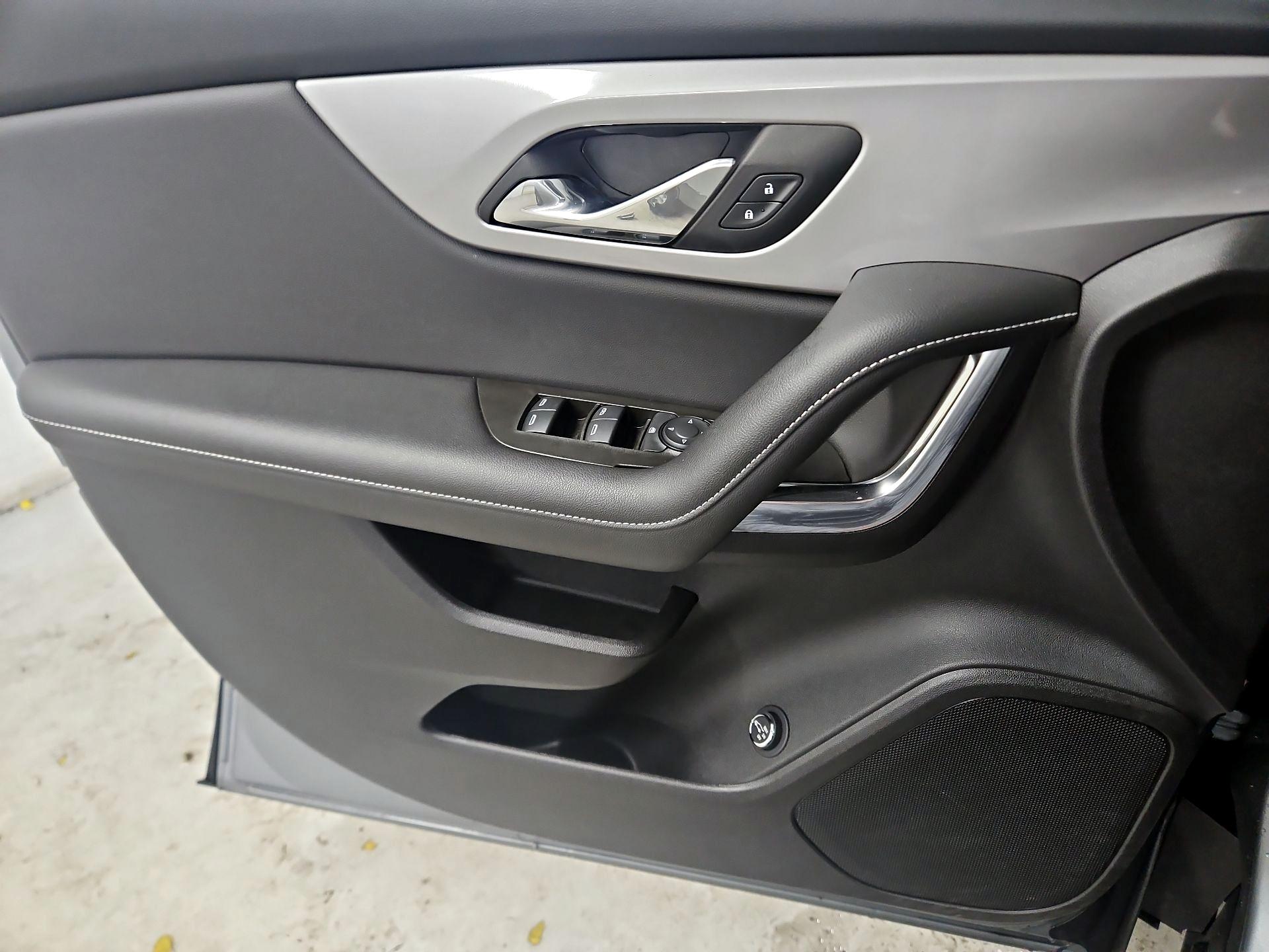 Thumbnail: 2024 Chevrolet Blazer - 12