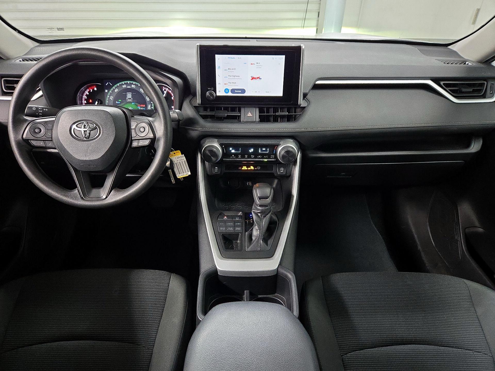 Thumbnail: 2024 Toyota RAV4 - 9