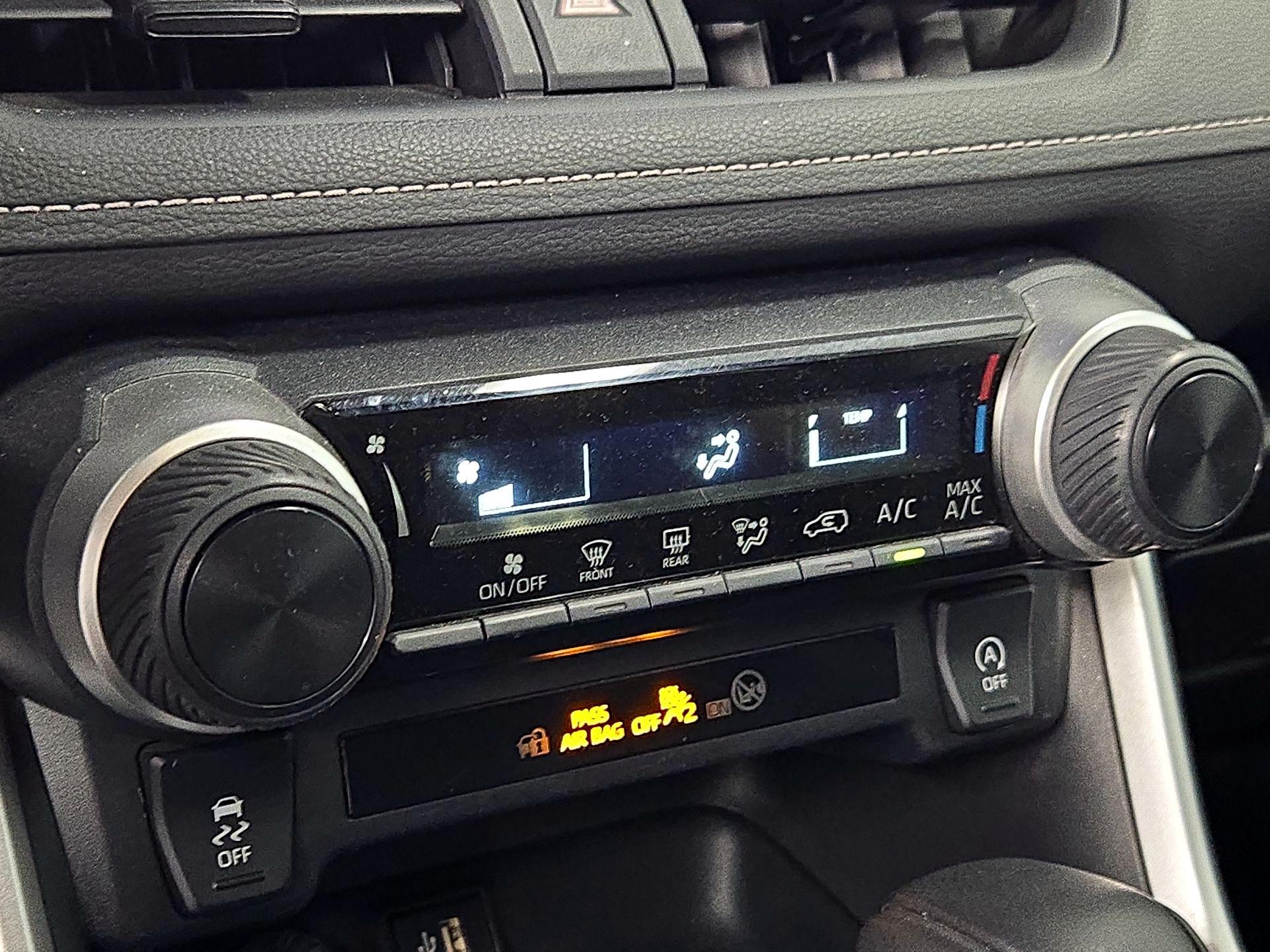 Thumbnail: 2024 Toyota RAV4 - 16