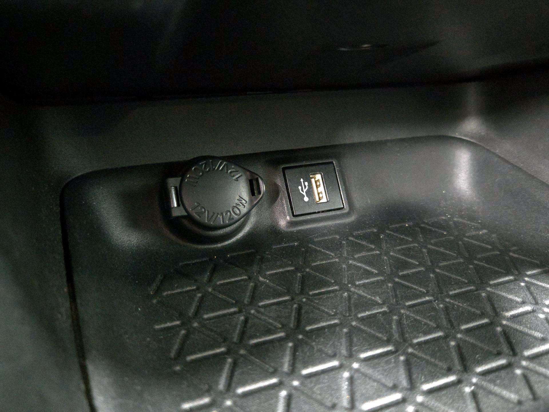 Thumbnail: 2024 Toyota RAV4 - 18