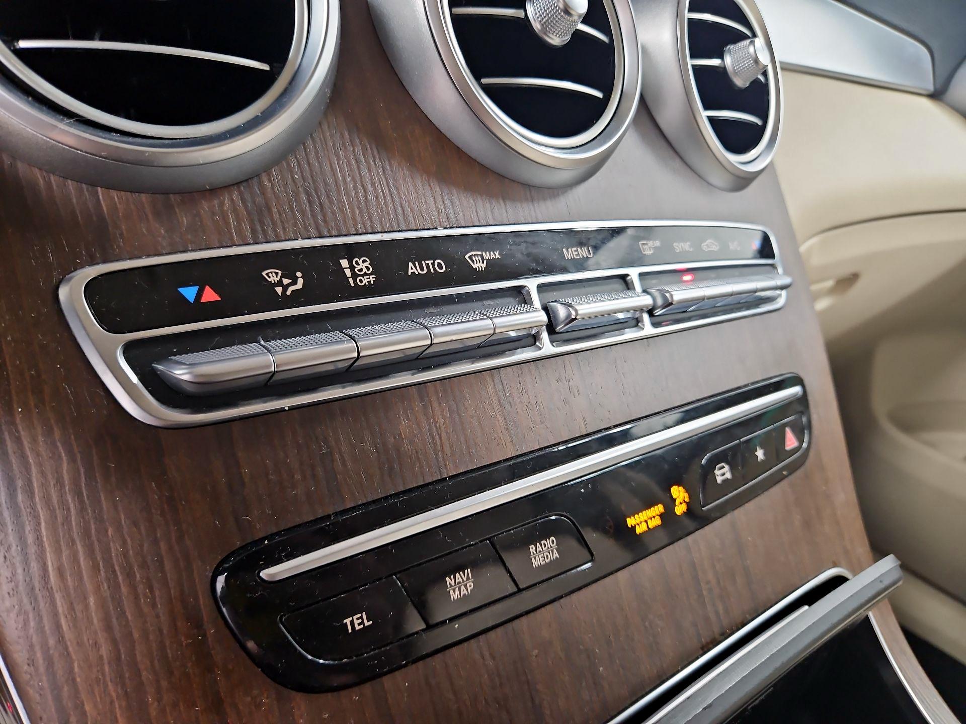 Thumbnail: 2020 Mercedes-Benz GLC - 16