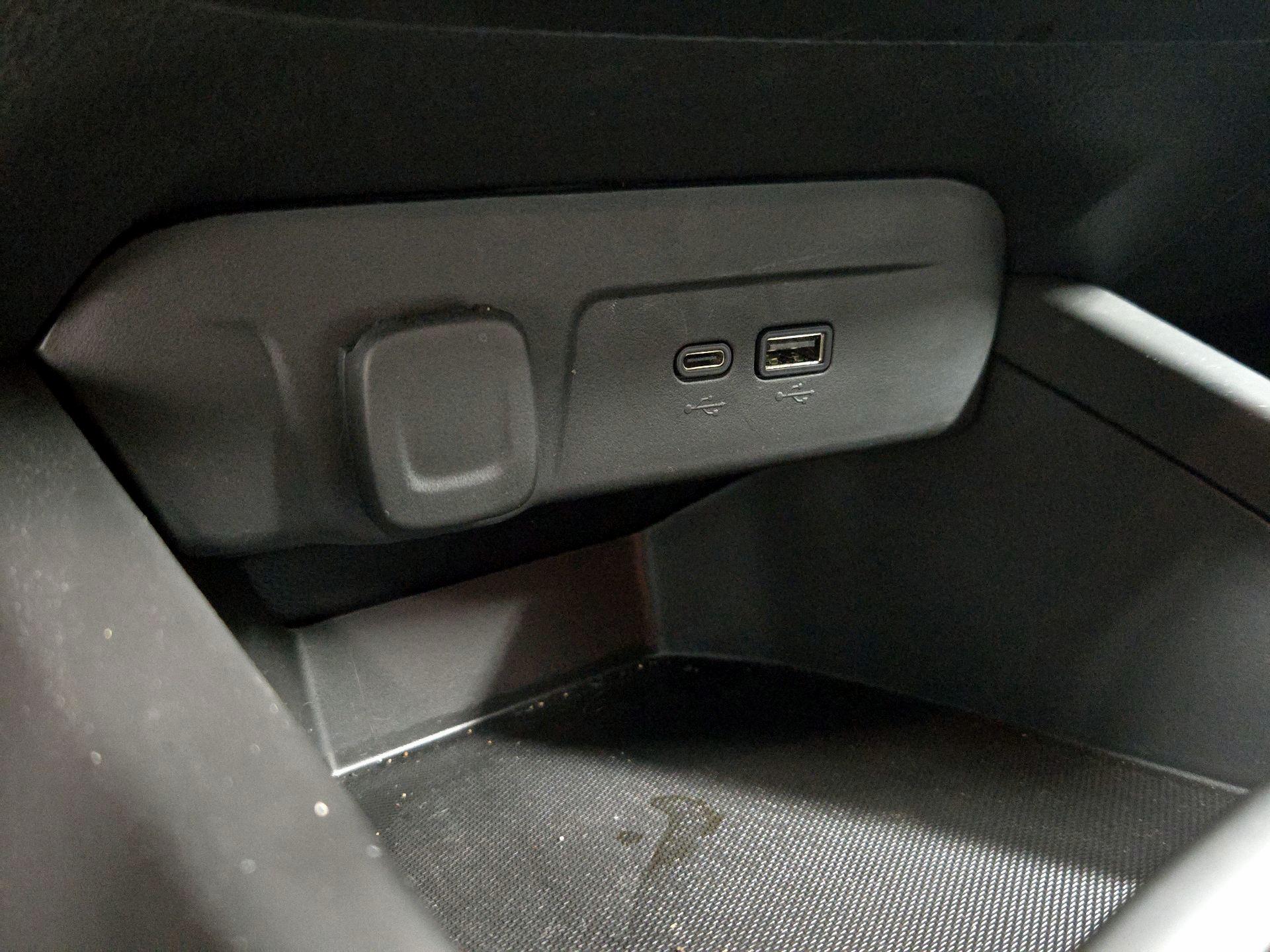 Thumbnail: 2024 Chevrolet Trax - 18