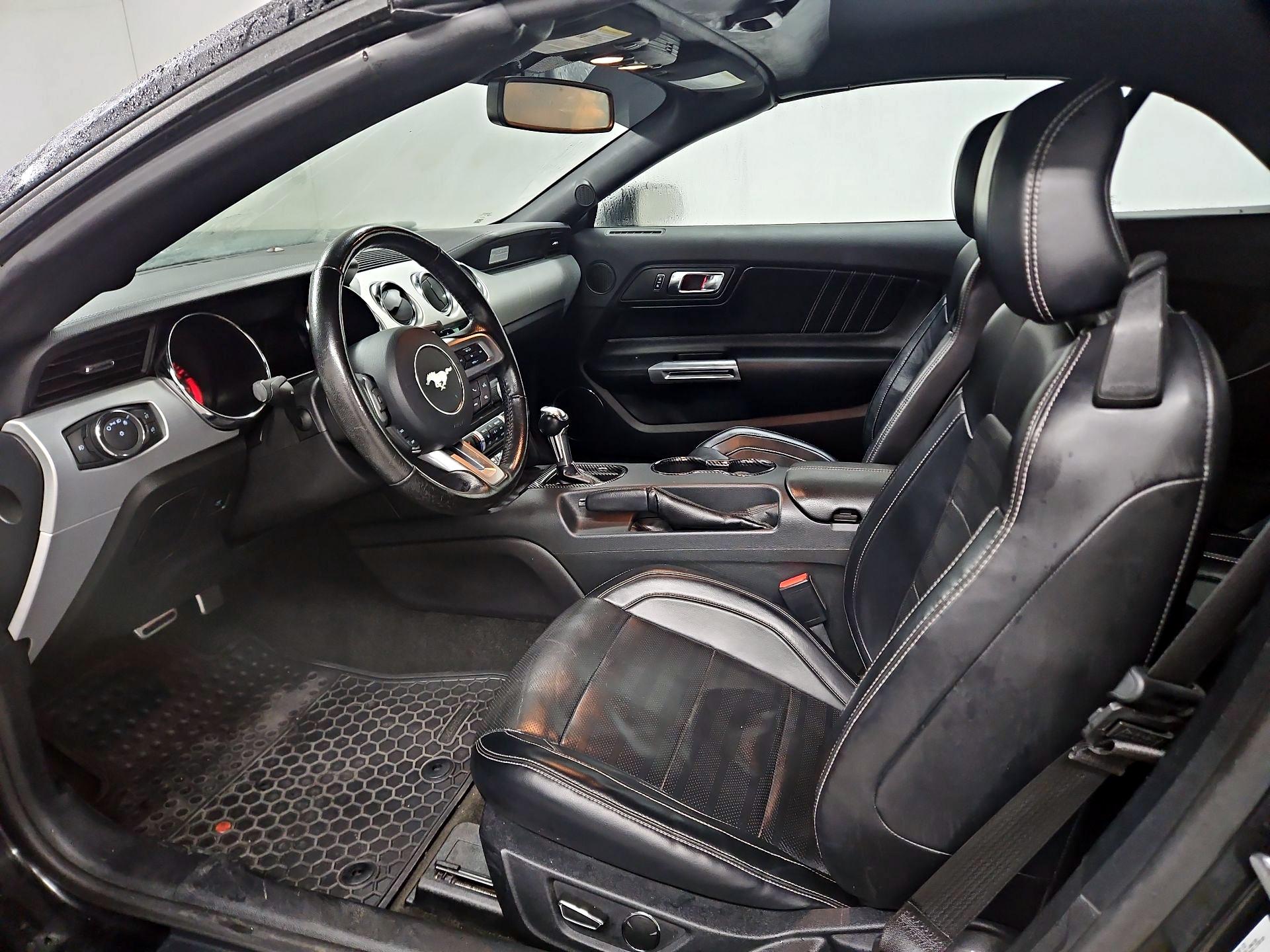 Thumbnail: 2015 Ford Mustang - 11