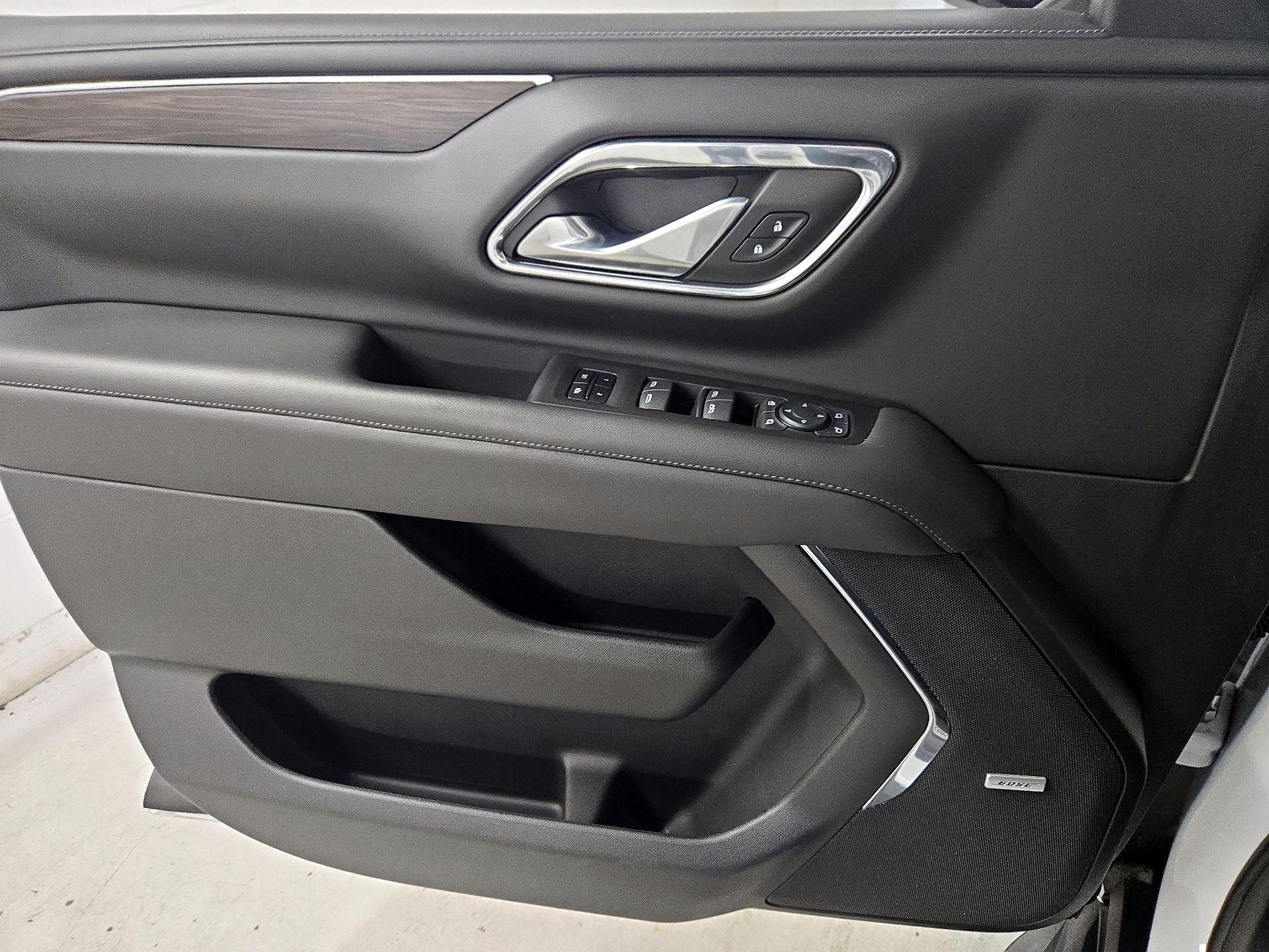 Thumbnail: 2022 Chevrolet Tahoe - 12