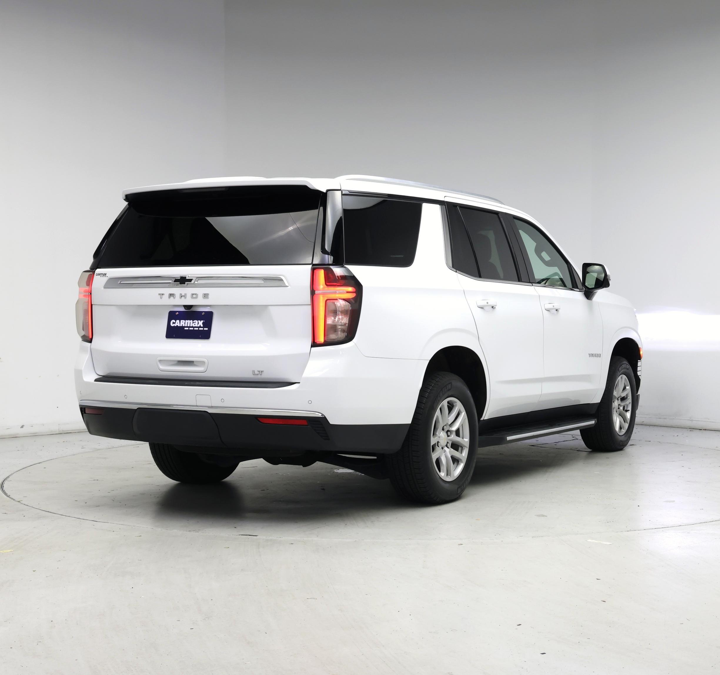 Thumbnail: 2022 Chevrolet Tahoe - 8