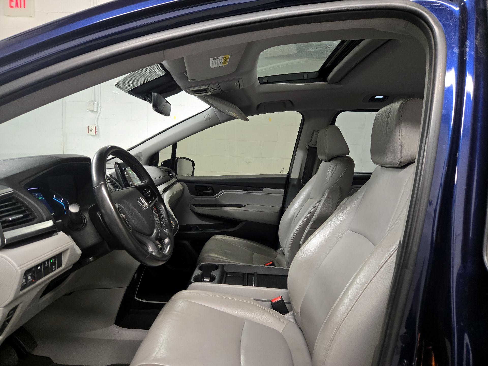 Thumbnail: 2019 Honda Odyssey - 19