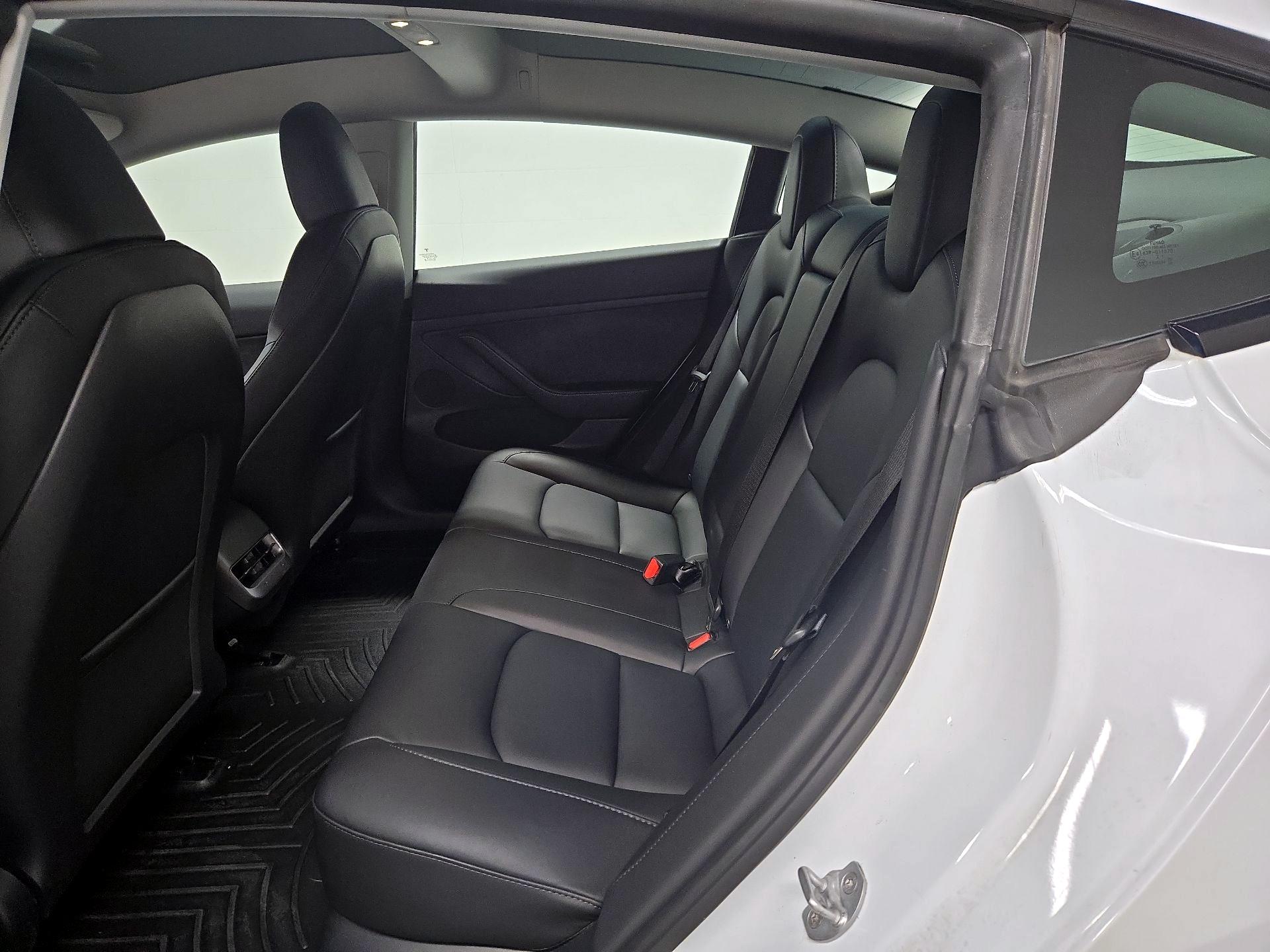 Thumbnail: 2023 Tesla Model 3 - 20