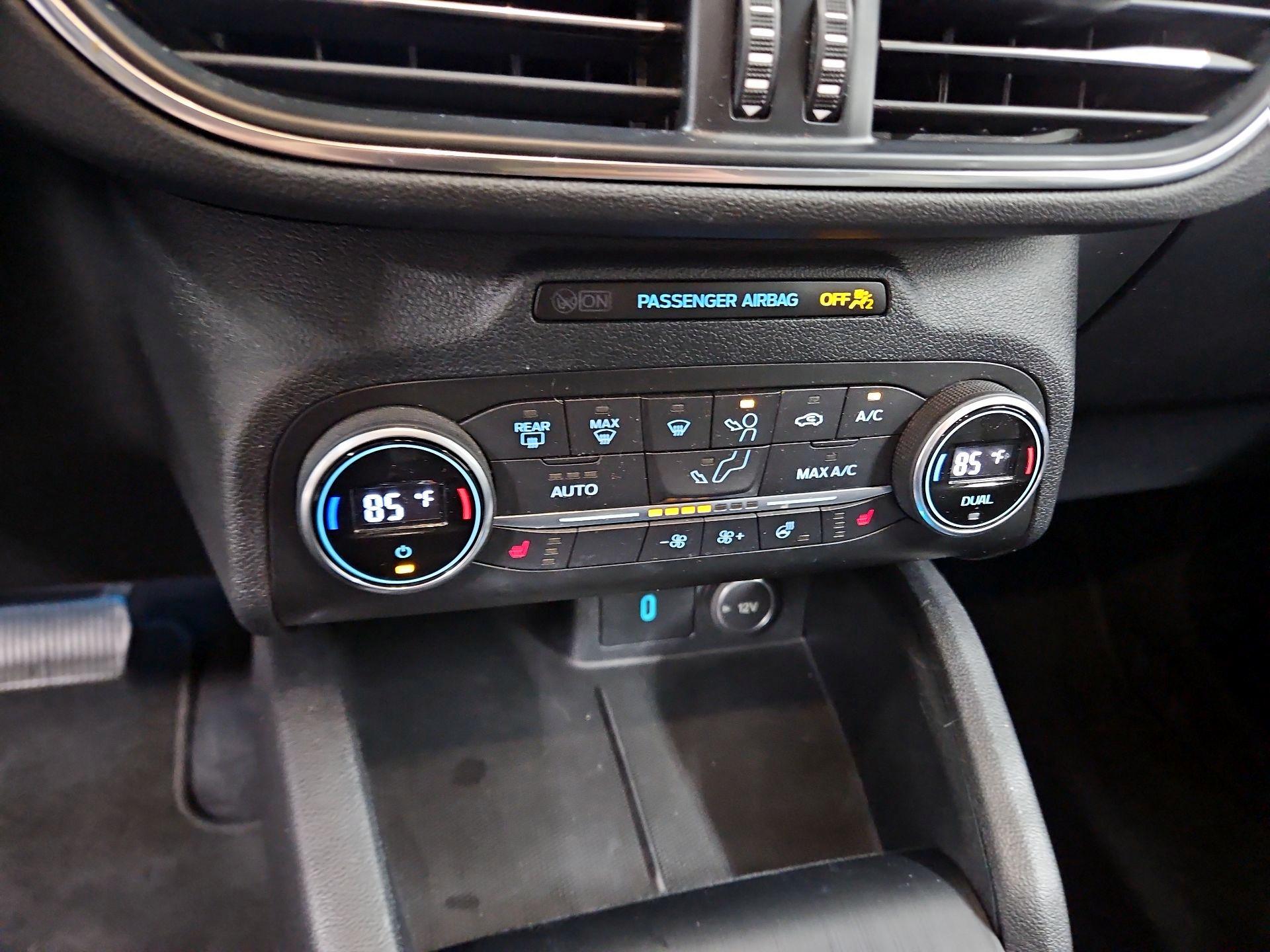 Thumbnail: 2020 Ford Escape - 17