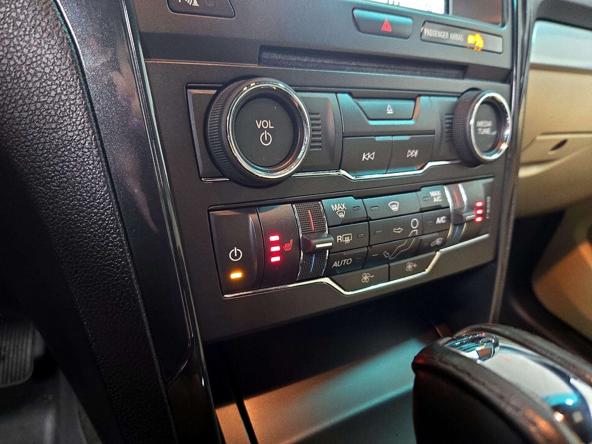 Thumbnail: 2017 Ford Explorer - 17