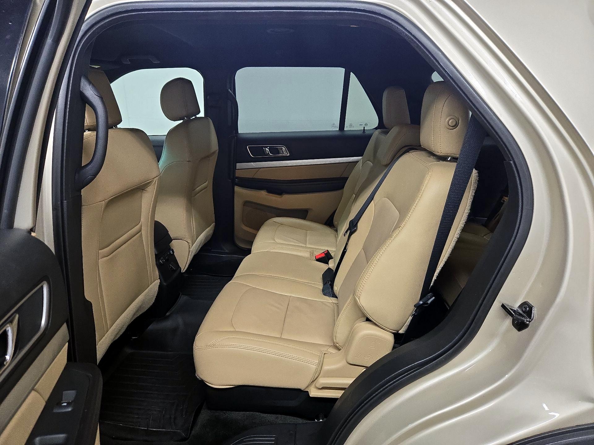 Thumbnail: 2017 Ford Explorer - 20