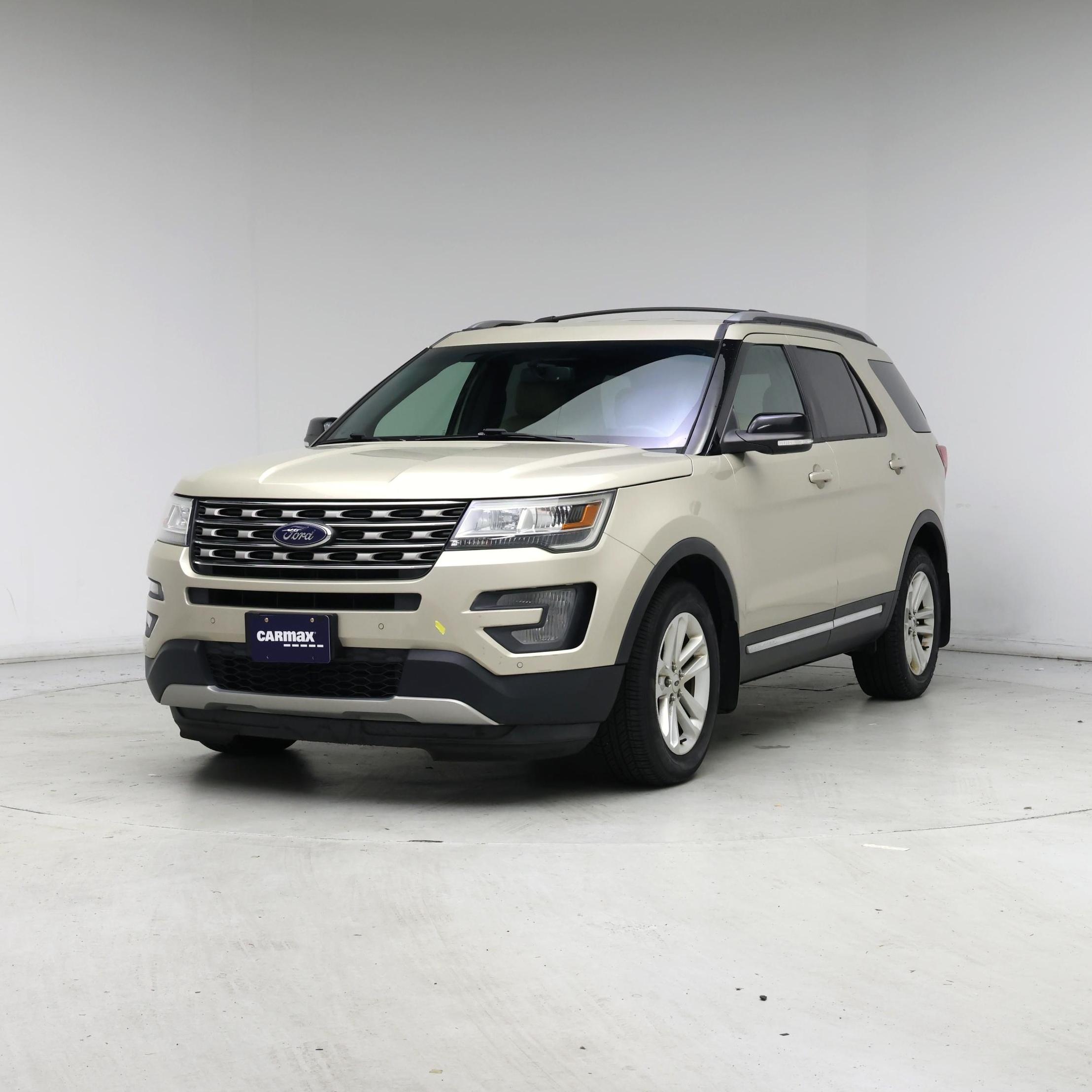 Thumbnail: 2017 Ford Explorer - 4