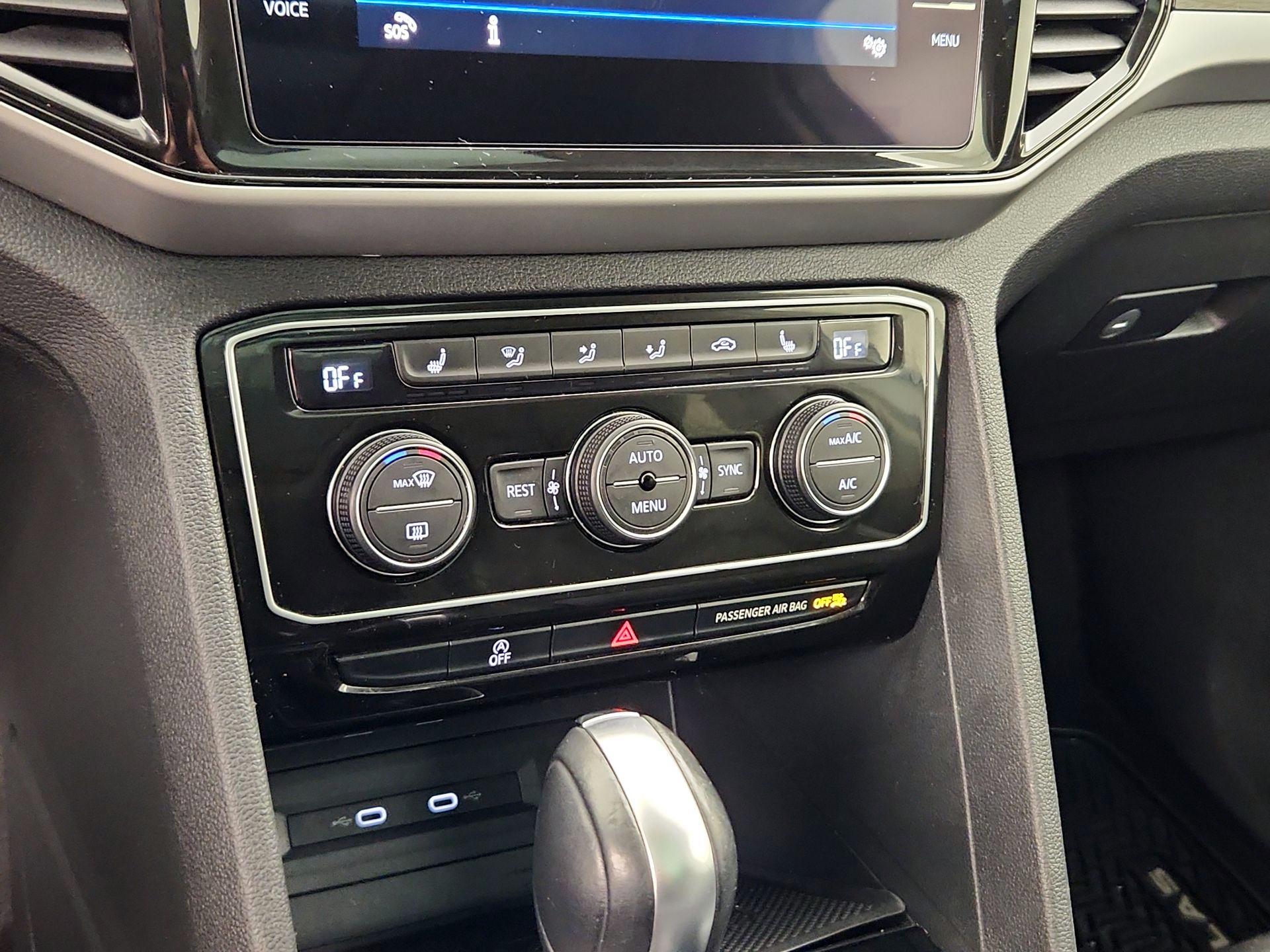 Thumbnail: 2022 Volkswagen Atlas - 16