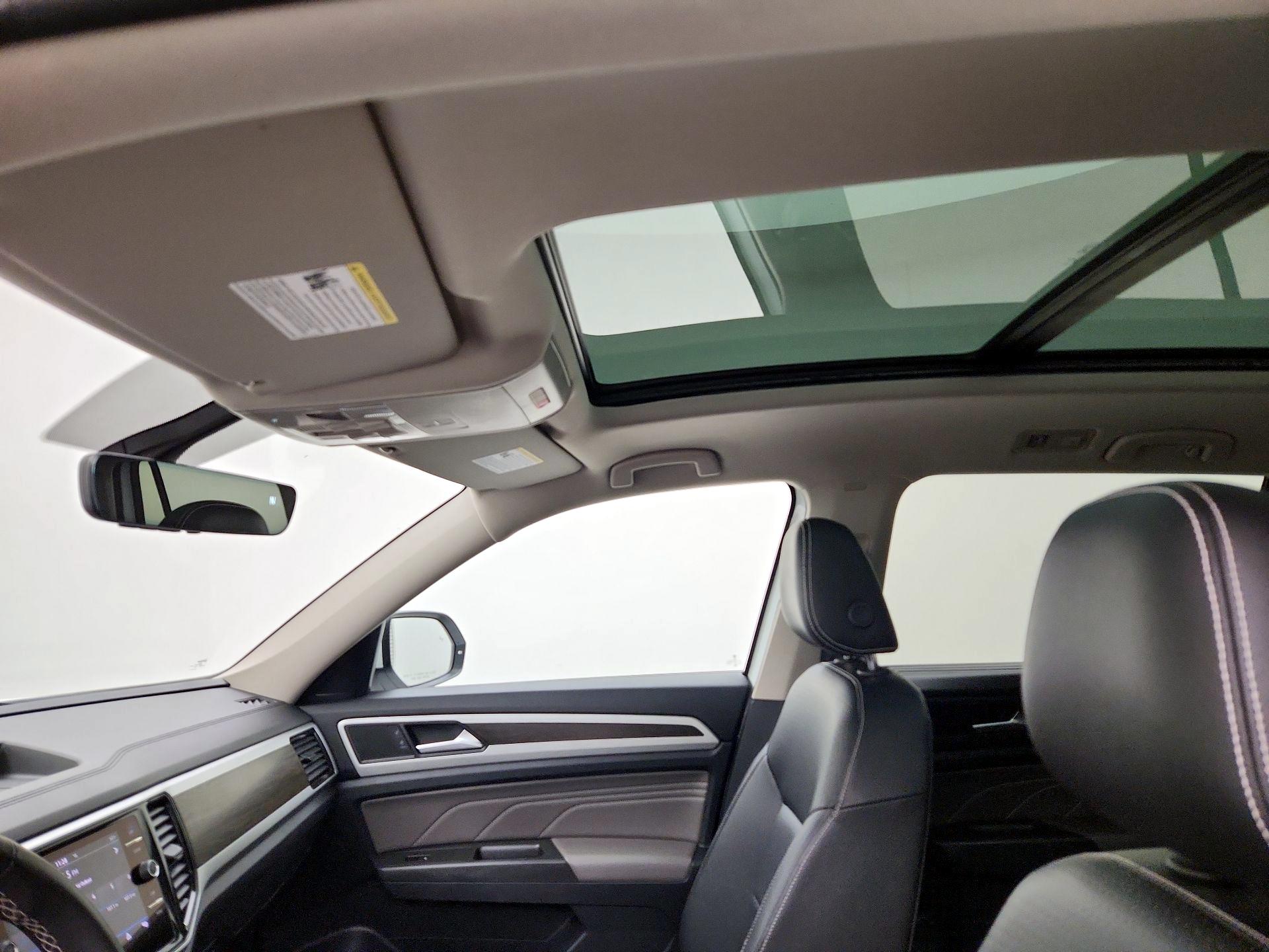 Thumbnail: 2022 Volkswagen Atlas - 19