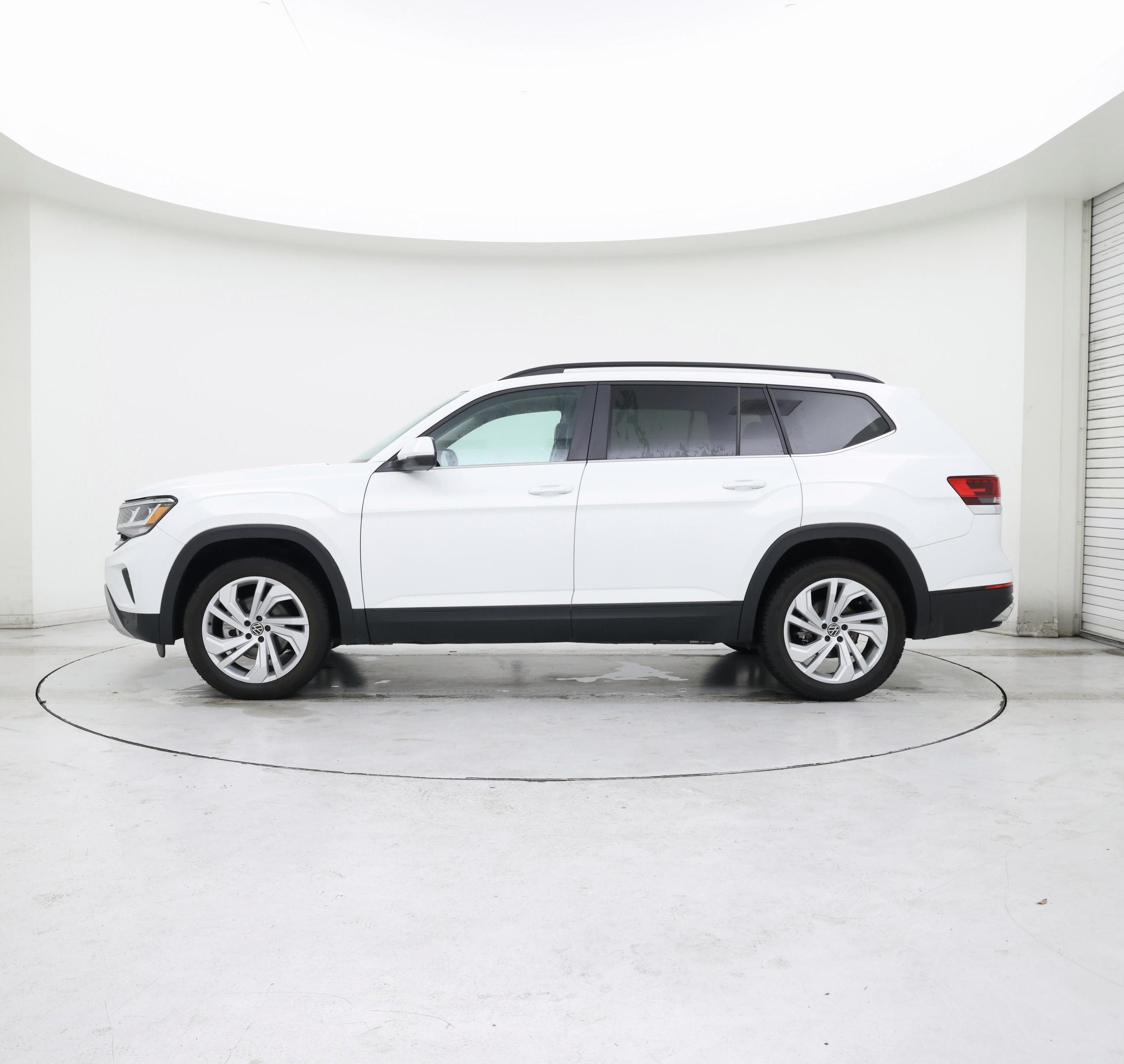 Thumbnail: 2022 Volkswagen Atlas - 3