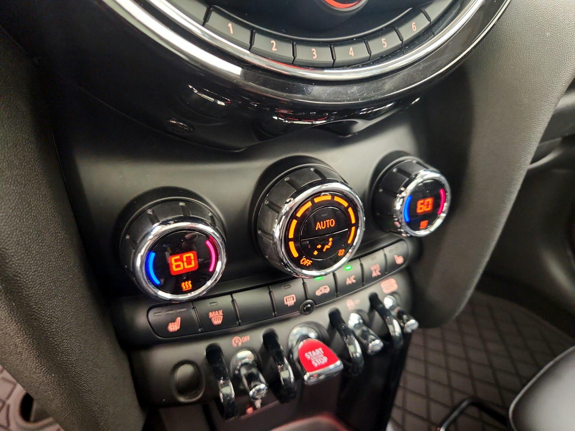 Thumbnail: 2021 MINI Cooper Hardtop - 16