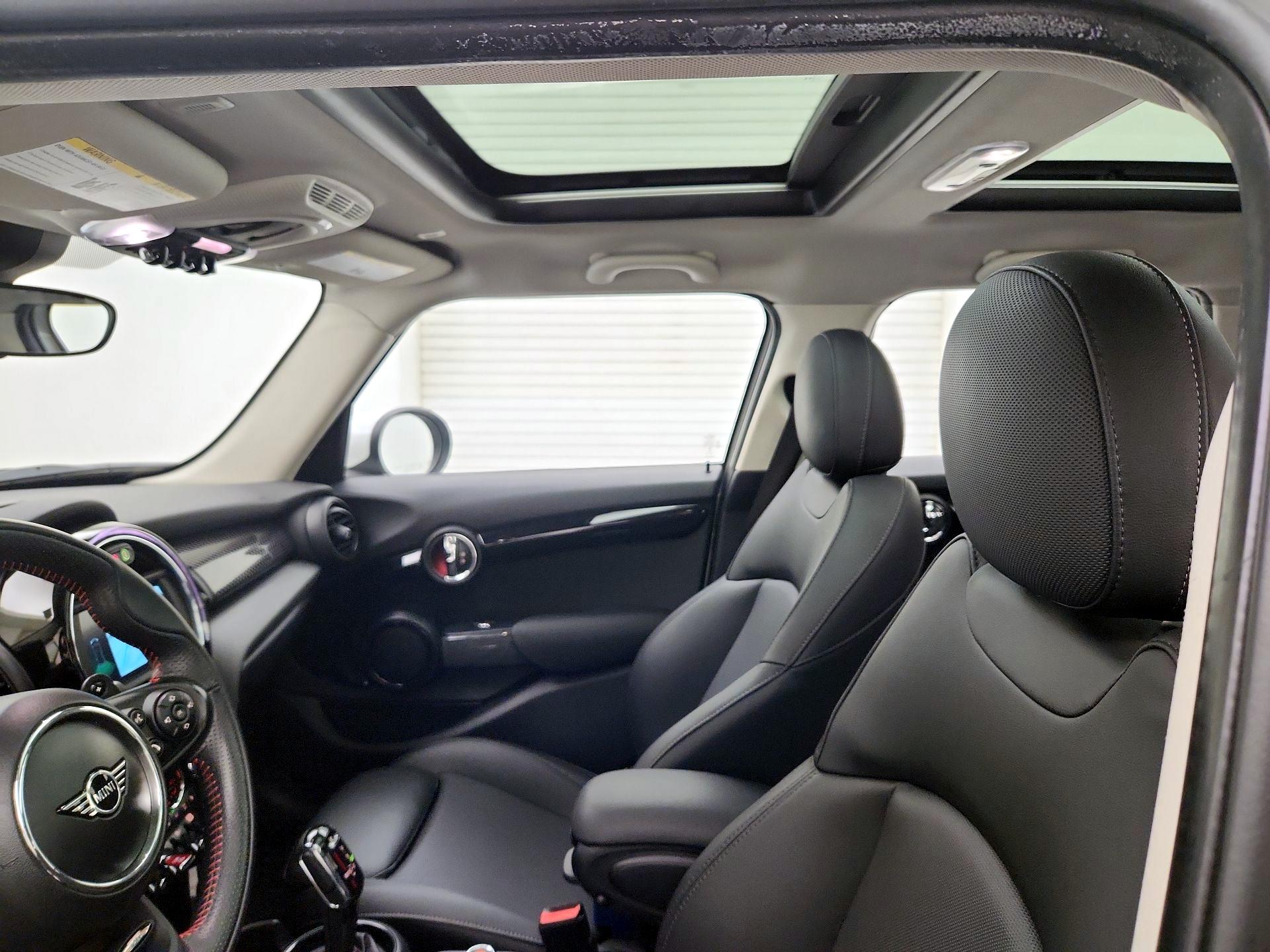 Thumbnail: 2021 MINI Cooper Hardtop - 19