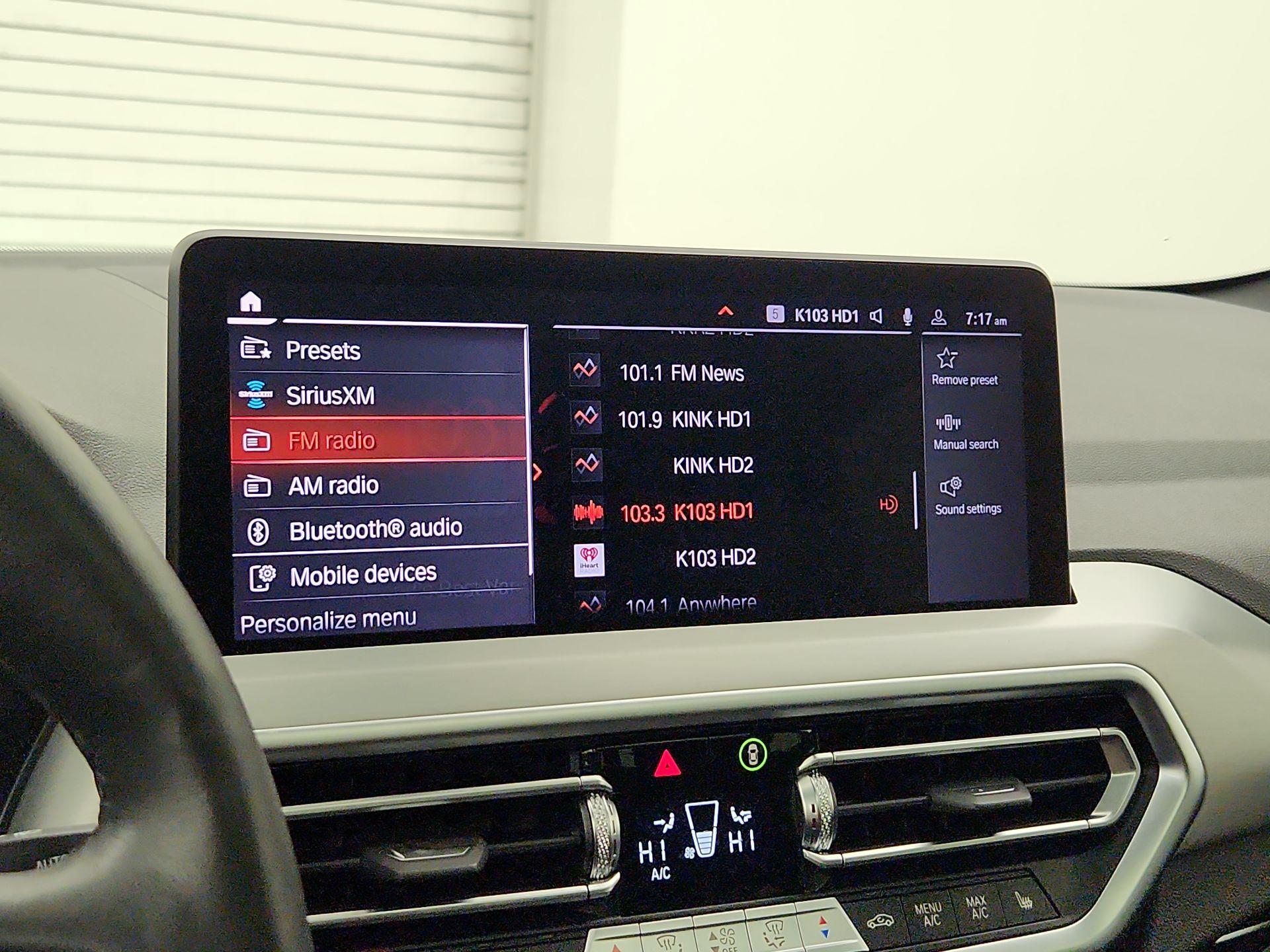 Thumbnail: 2023 BMW X4 - 16