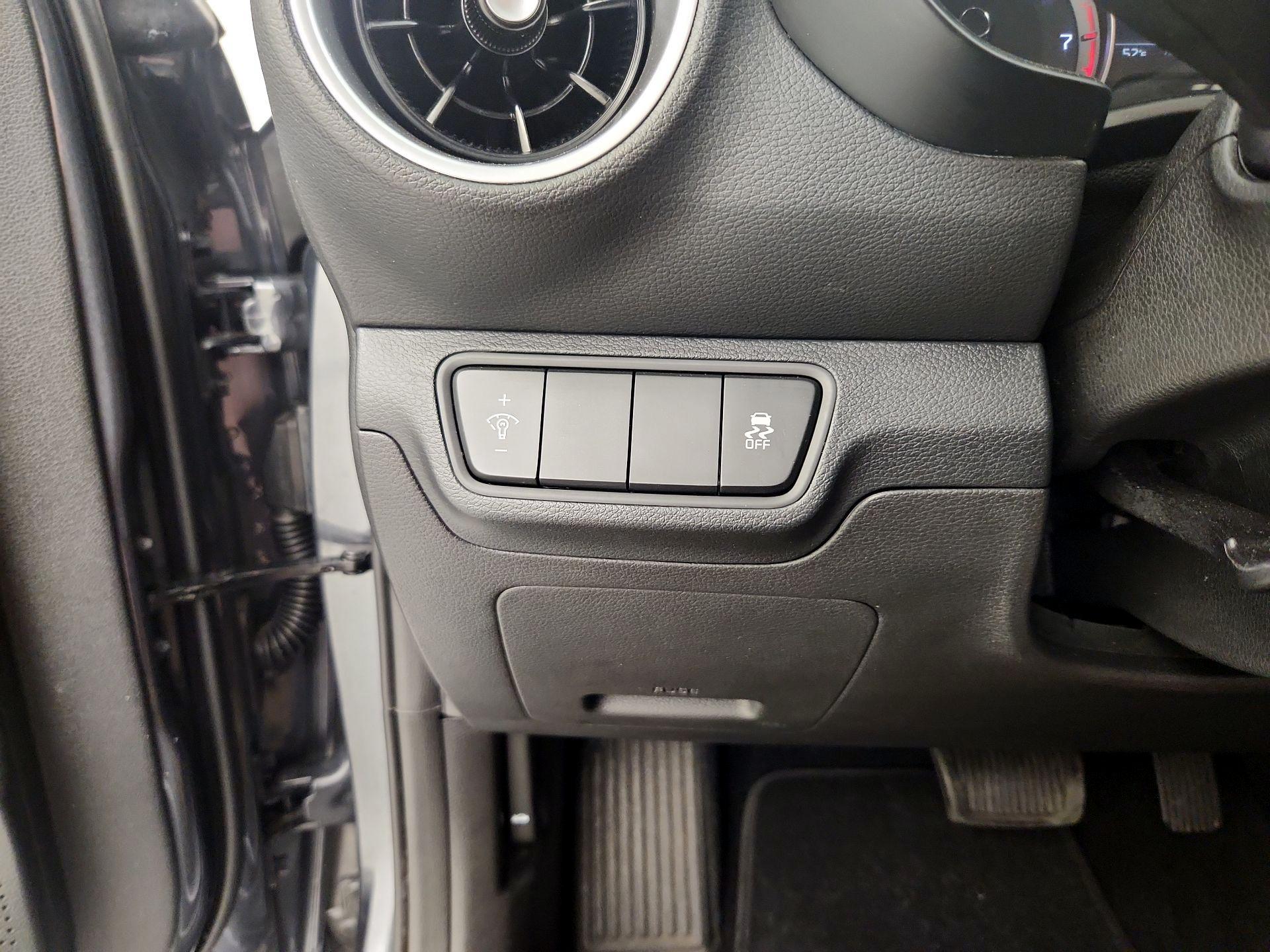 Thumbnail: 2024 Kia Forte - 13