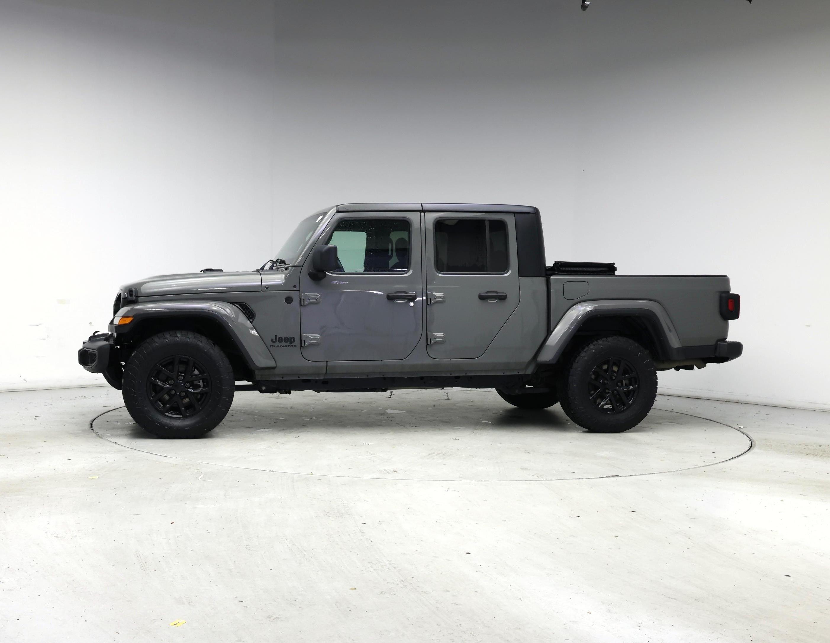 Thumbnail: 2021 Jeep Gladiator - 3