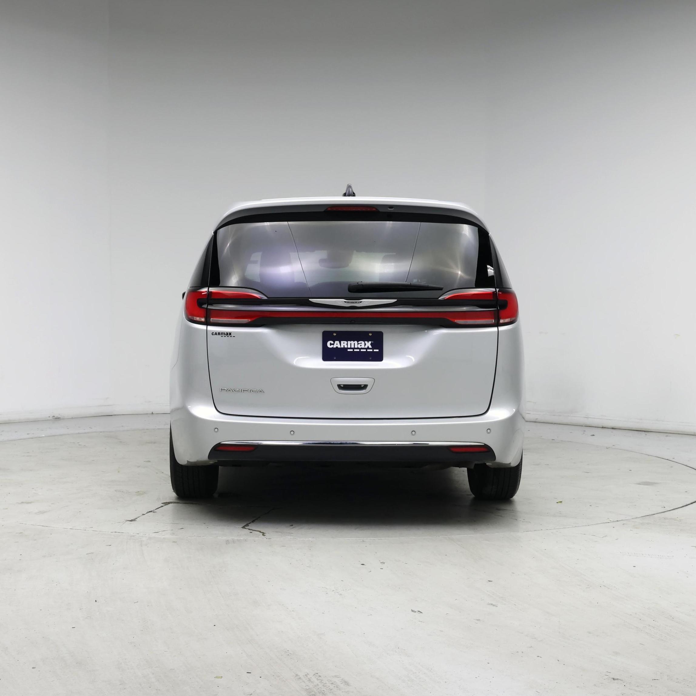 Thumbnail: 2024 Chrysler Pacifica - 6