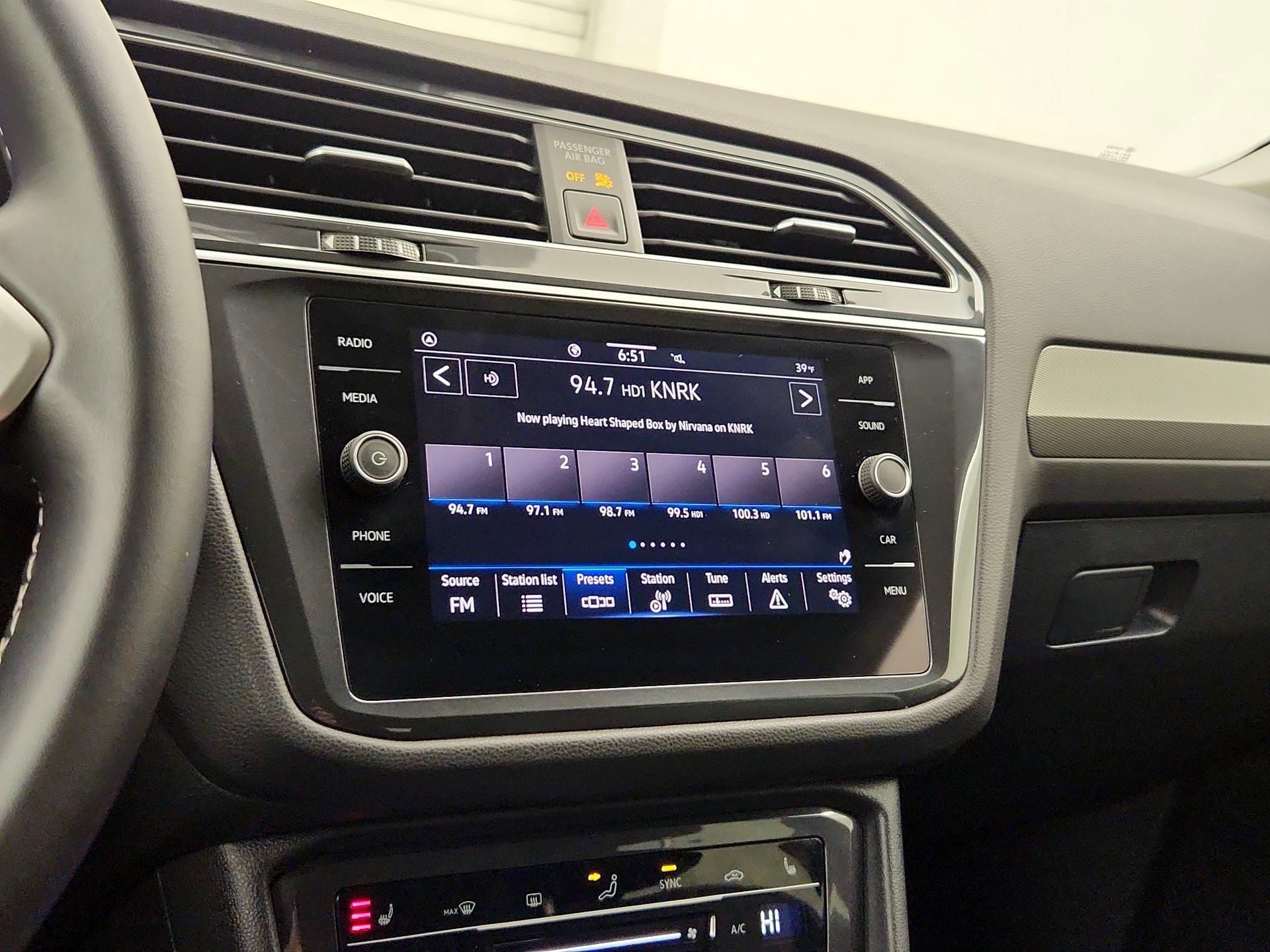 Thumbnail: 2024 Volkswagen Tiguan - 15