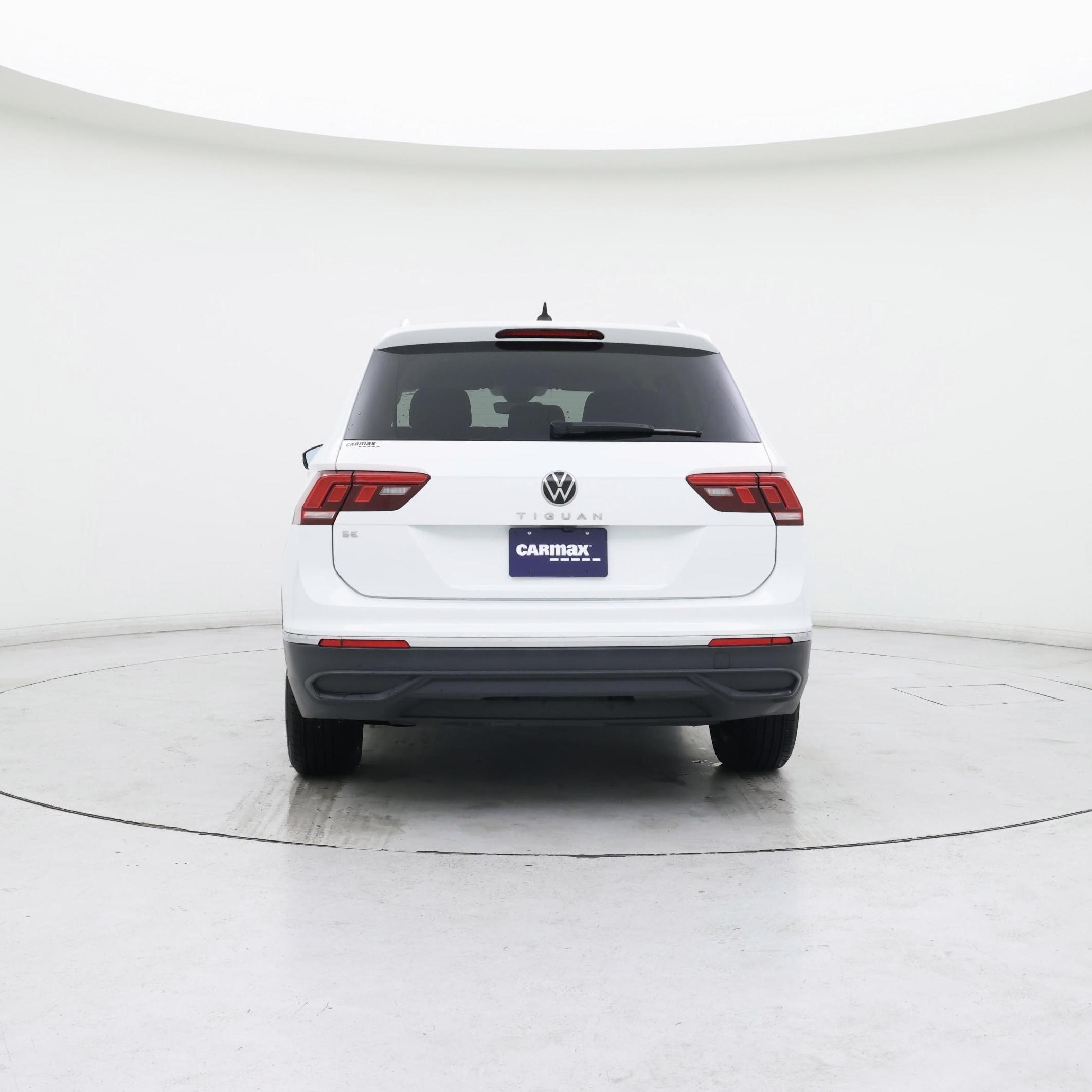 Thumbnail: 2024 Volkswagen Tiguan - 6