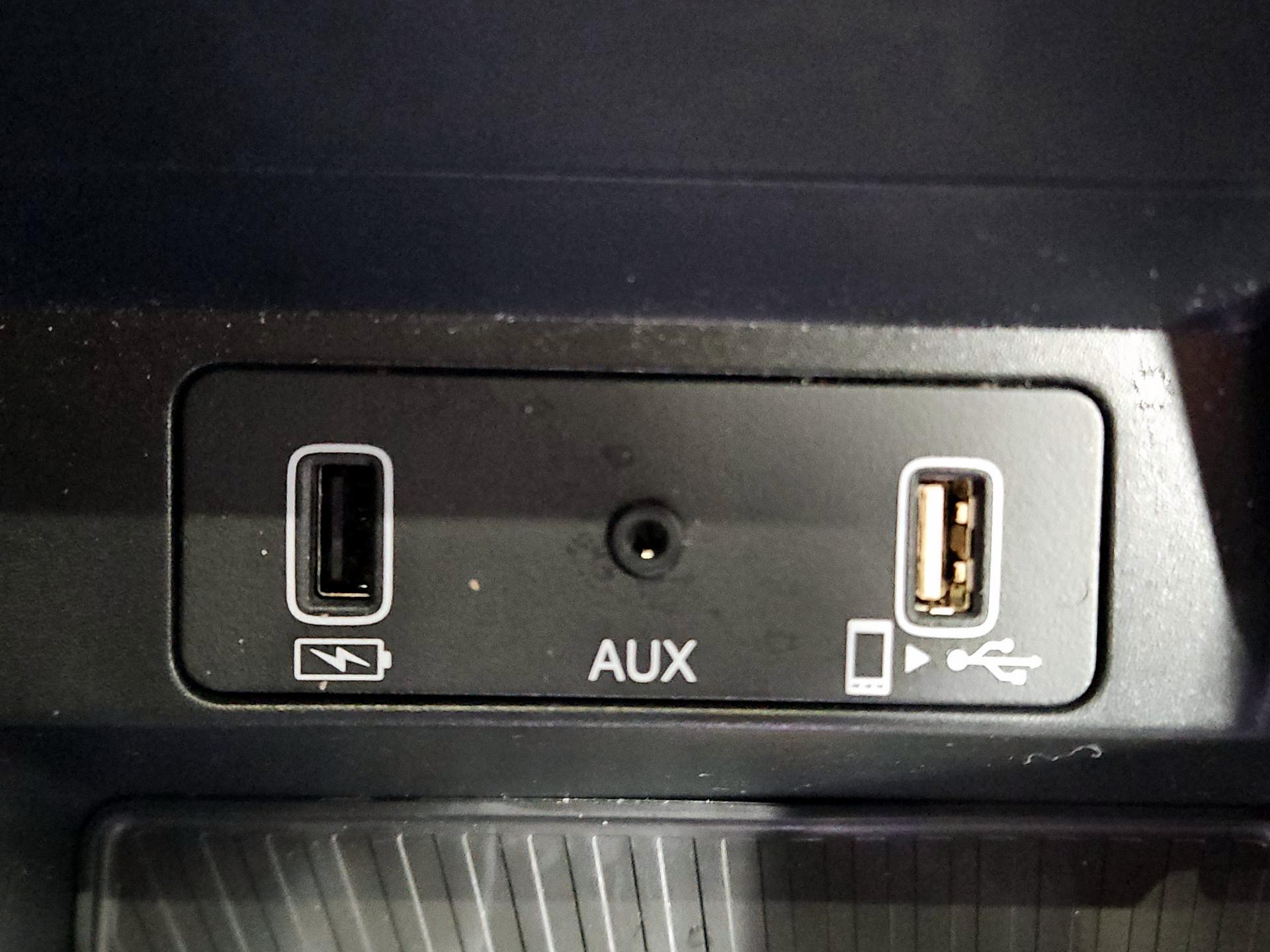 Thumbnail: 2023 Acura TLX - 18