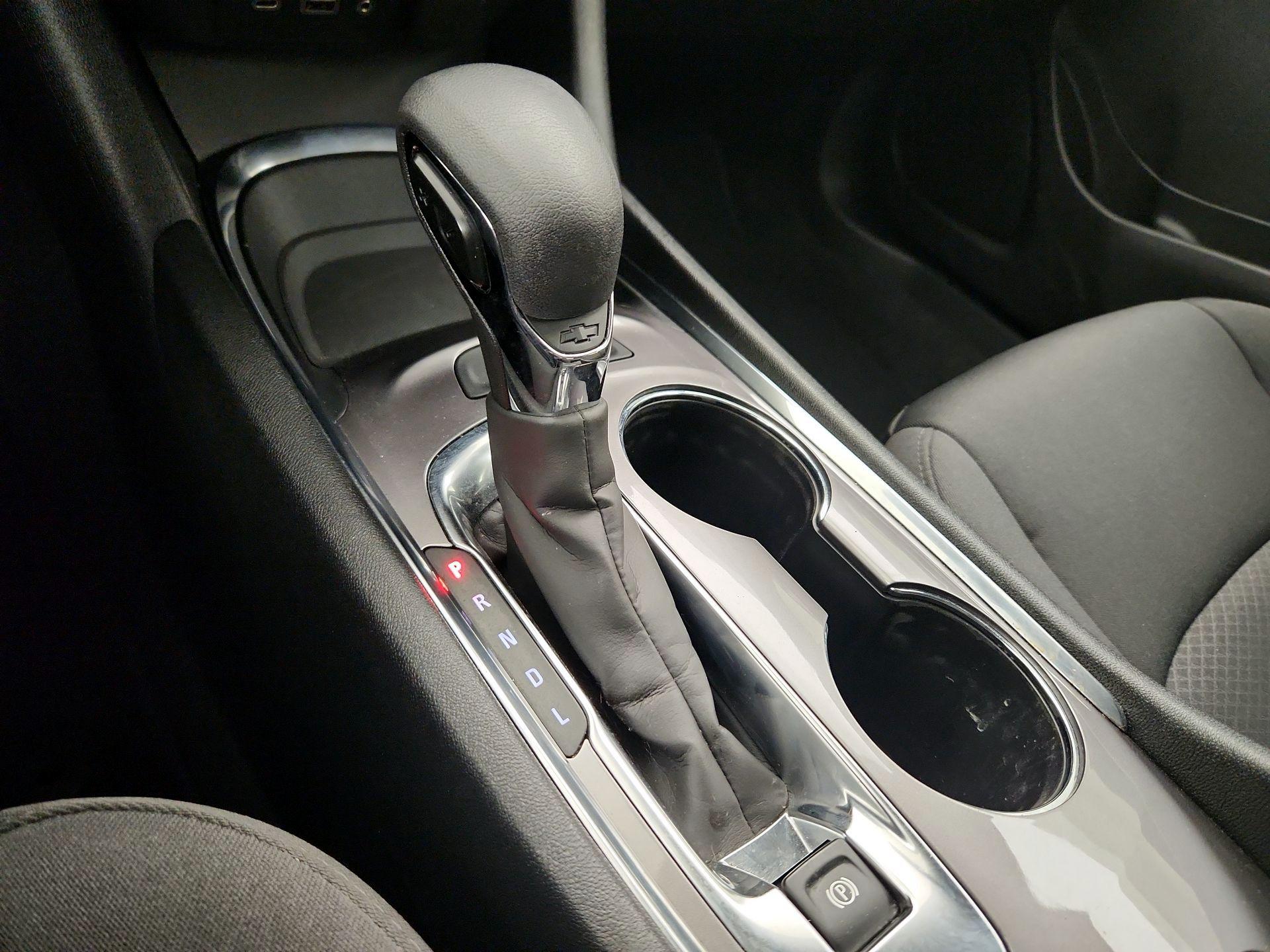 Thumbnail: 2023 Chevrolet Malibu - 17