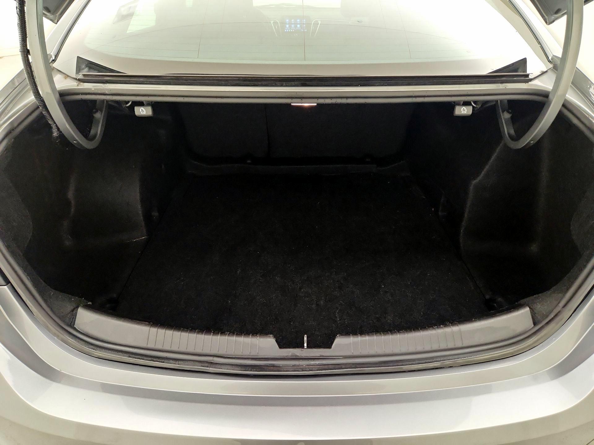 Thumbnail: 2023 Chevrolet Malibu - 20