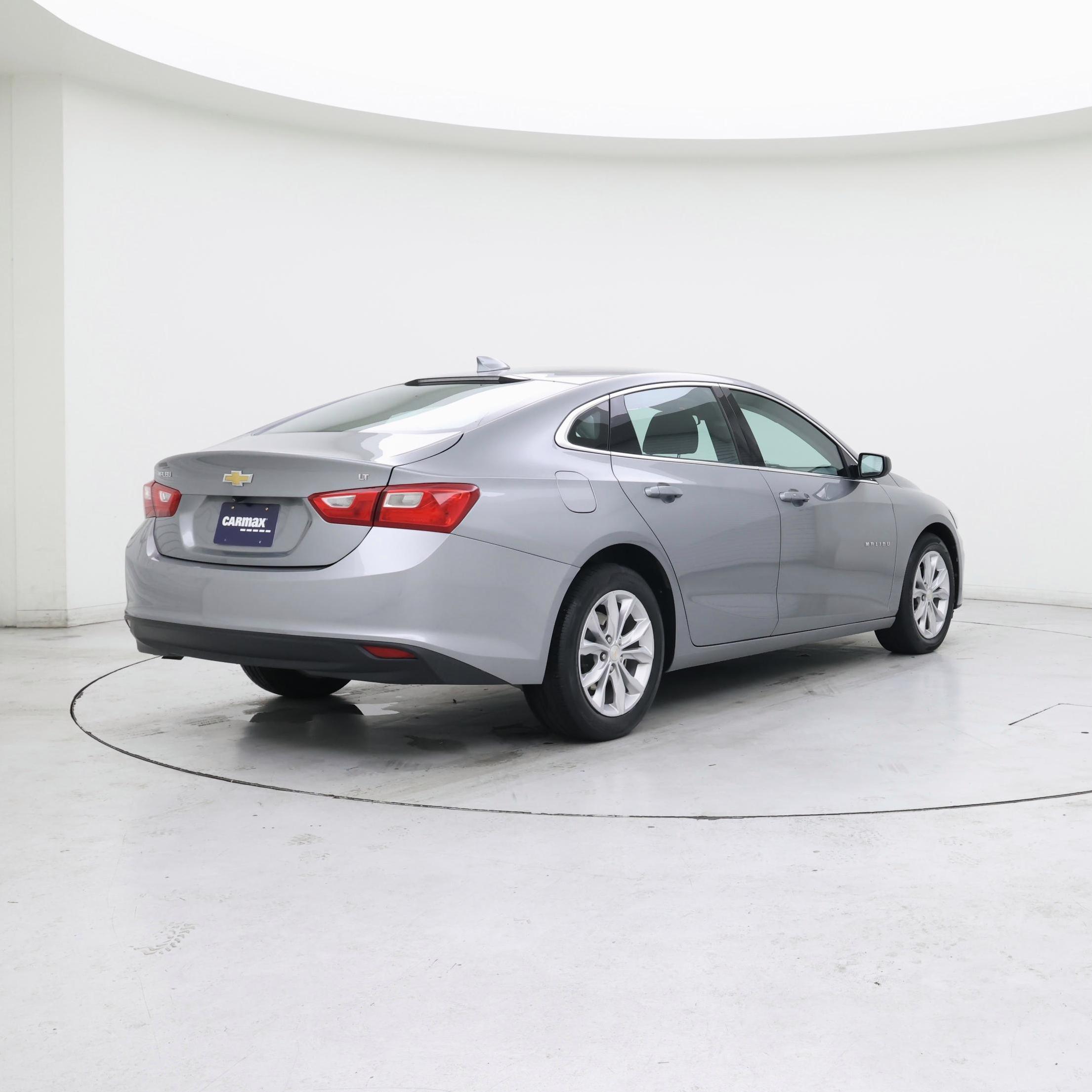 Thumbnail: 2023 Chevrolet Malibu - 8