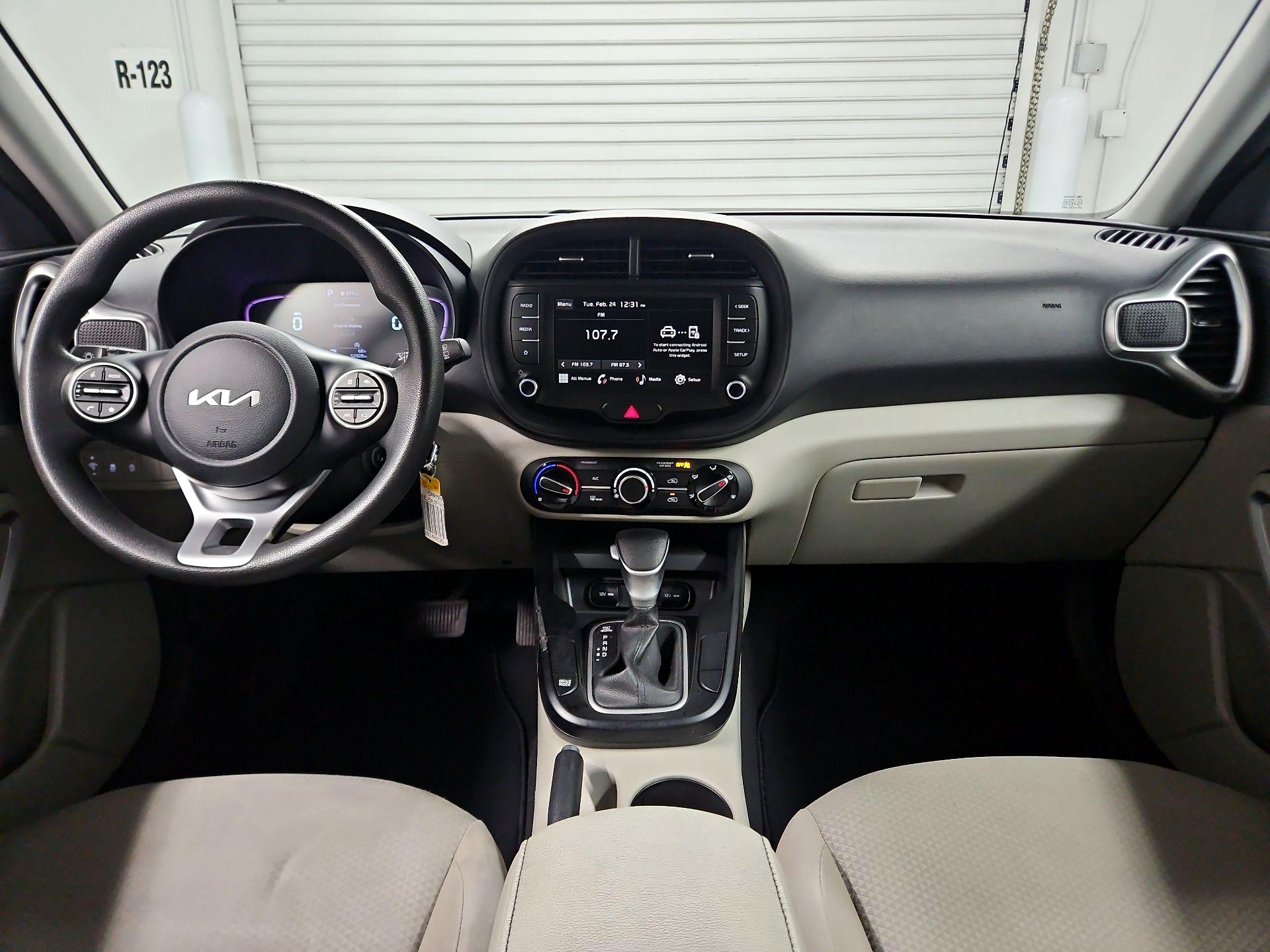 Thumbnail: 2023 Kia Soul - 9