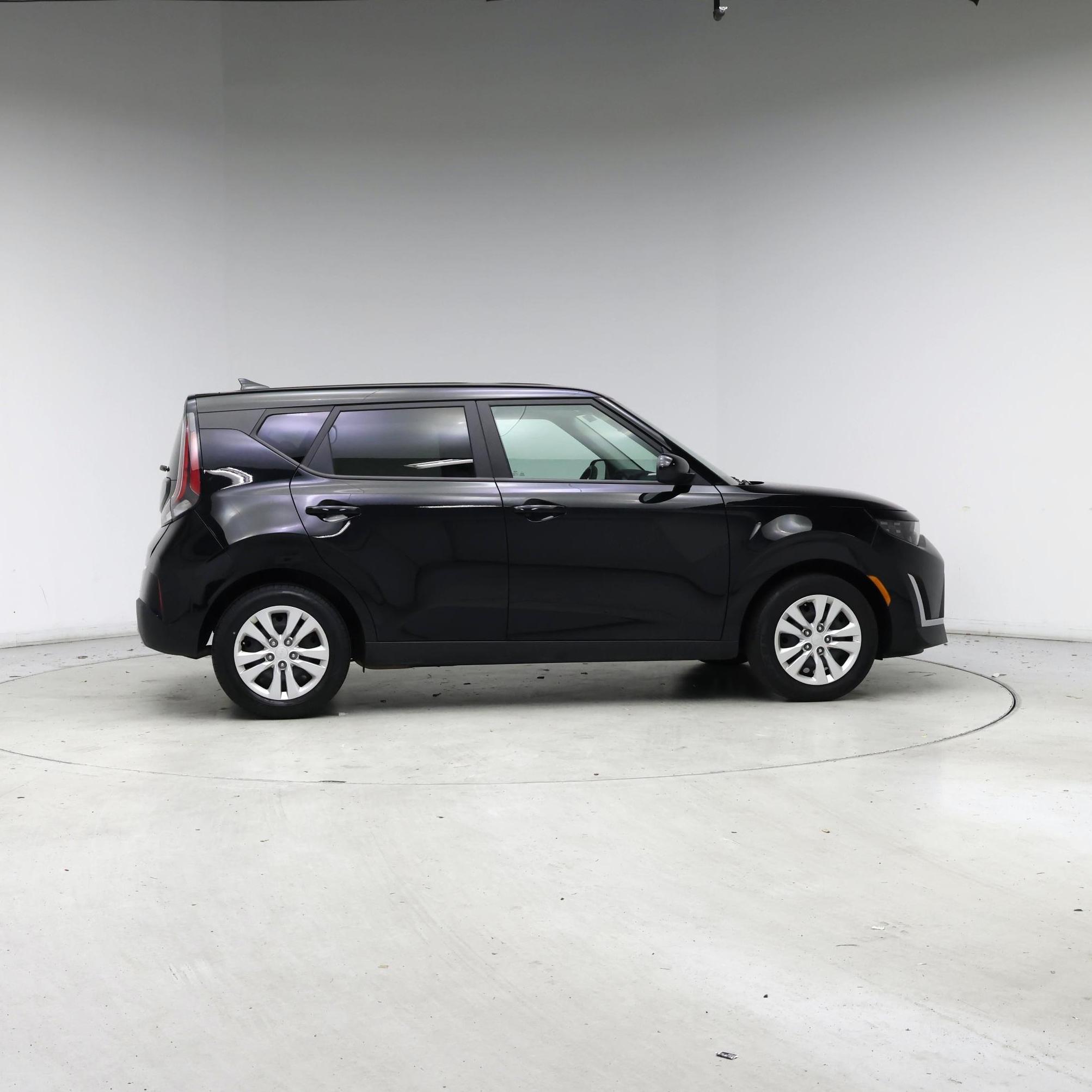 Thumbnail: 2023 Kia Soul - 7