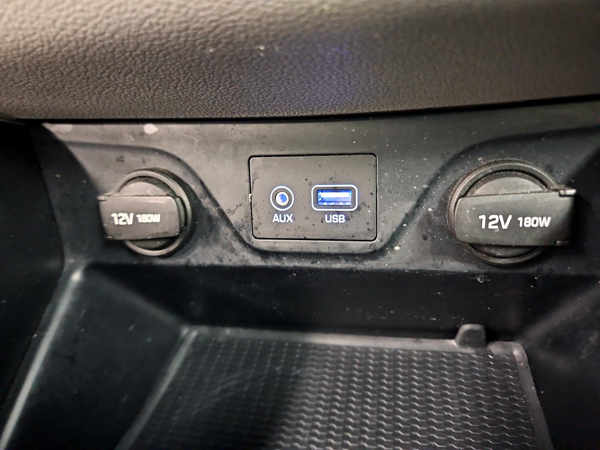 Thumbnail: 2016 Hyundai Tucson - 18