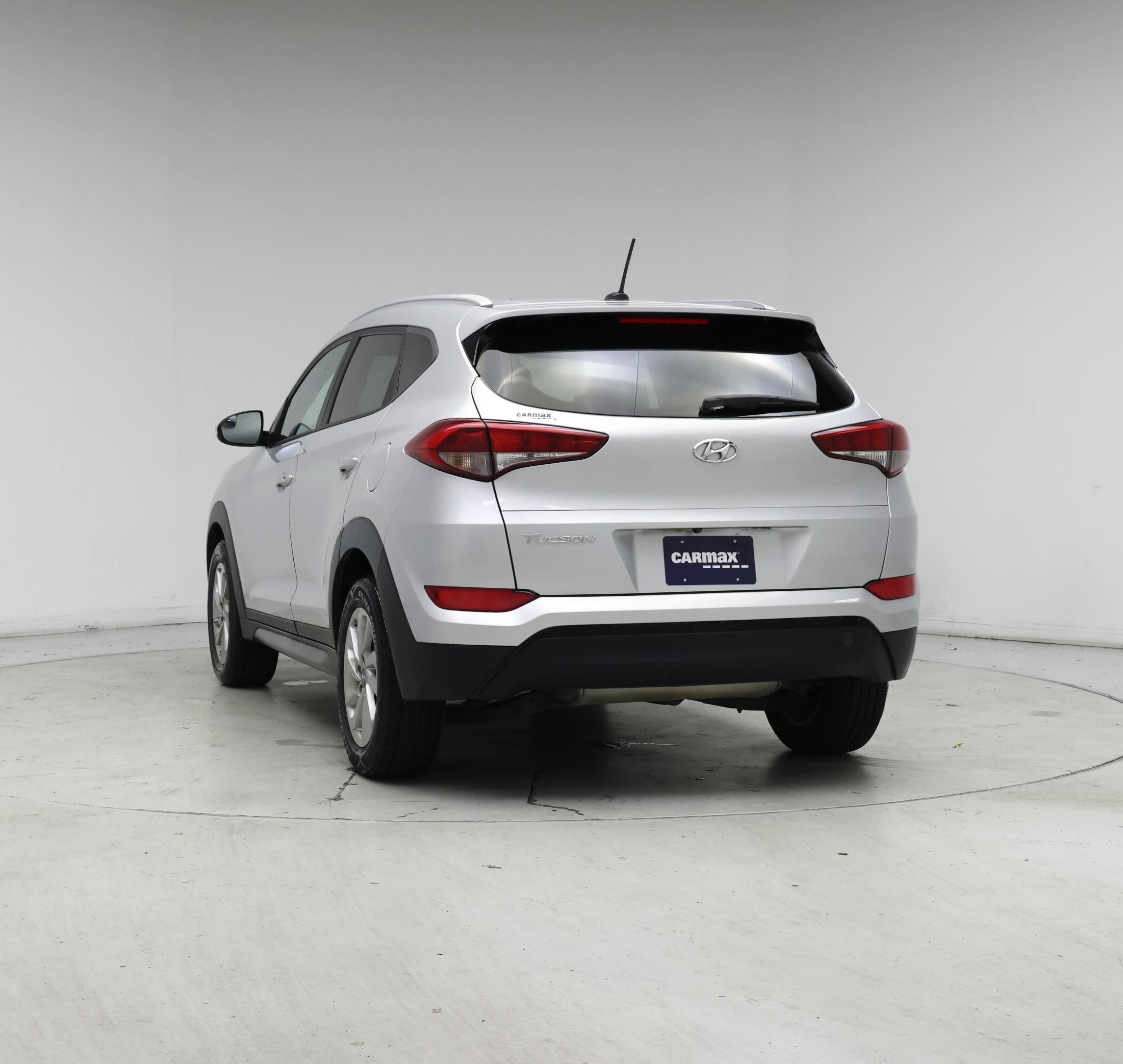 Thumbnail: 2016 Hyundai Tucson - 6