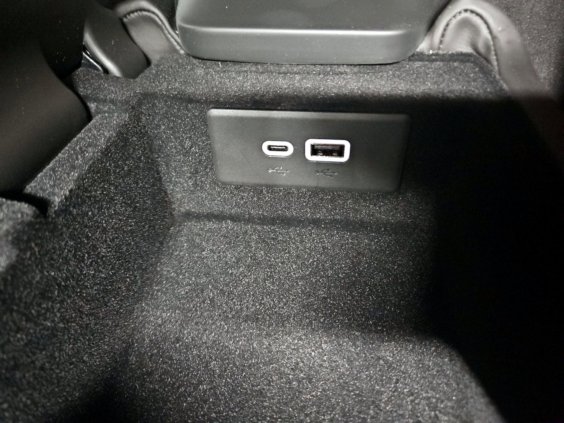 Thumbnail: 2024 Chevrolet Corvette - 19