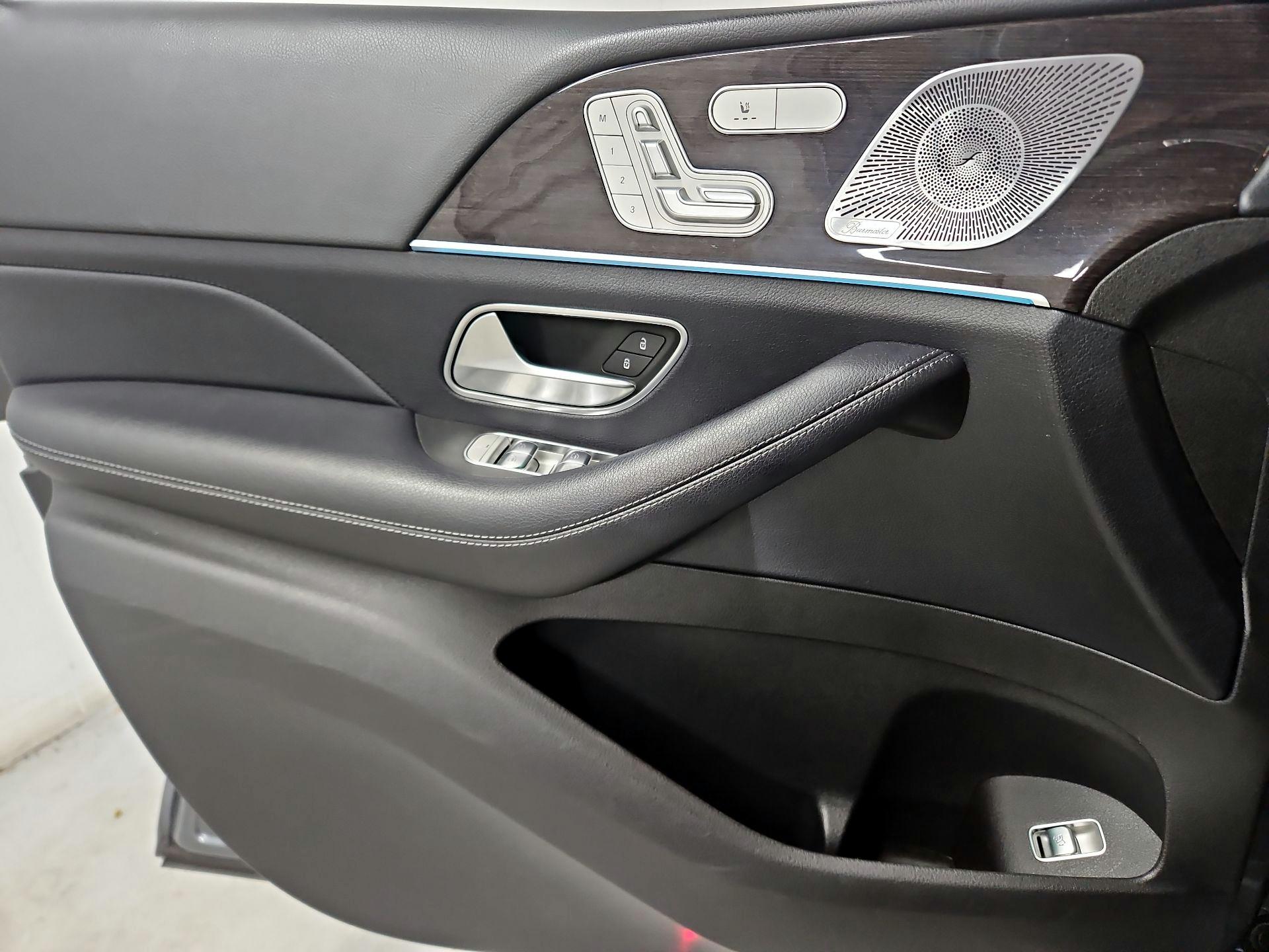 Thumbnail: 2020 Mercedes-Benz GLE - 12