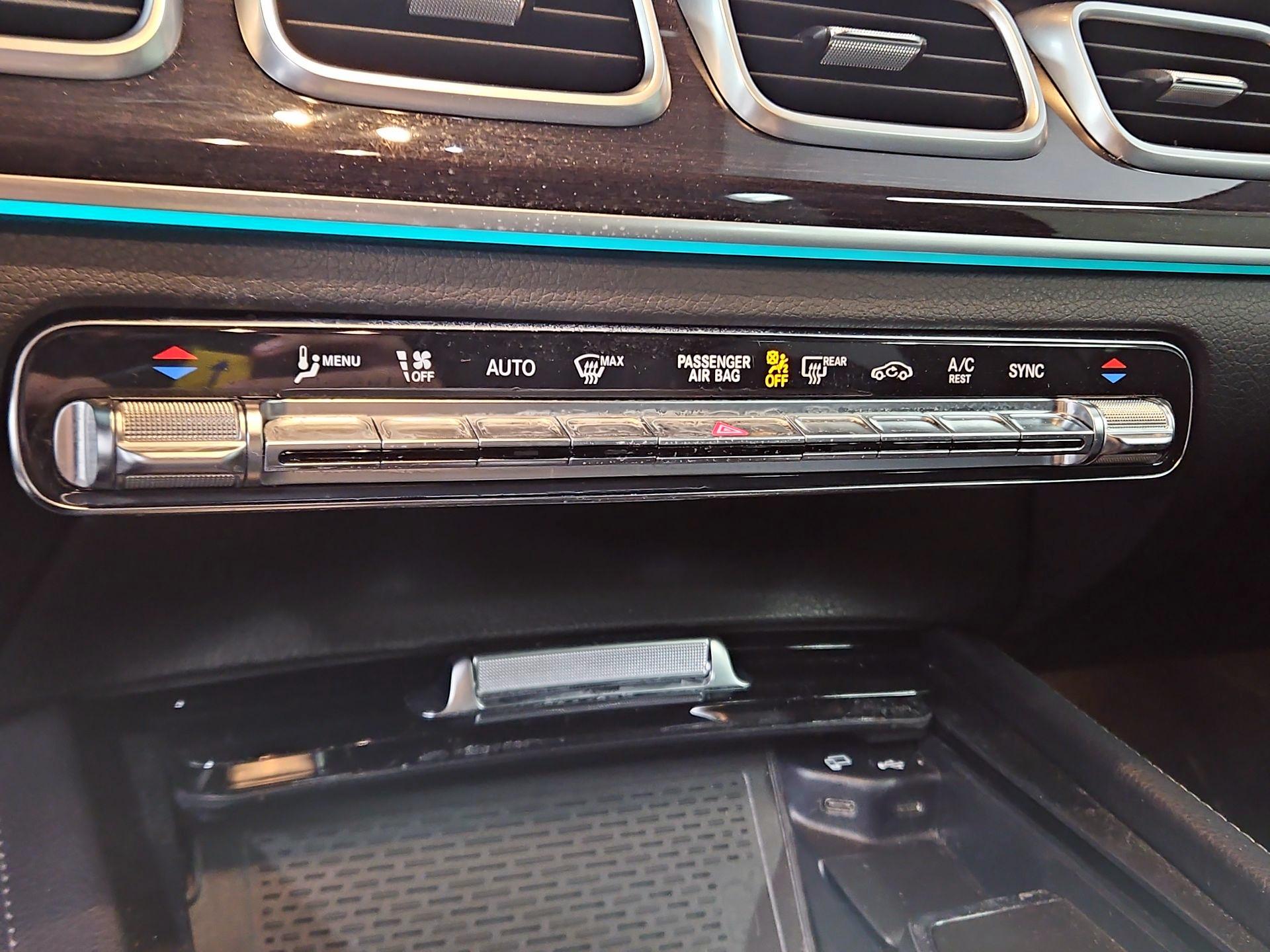 Thumbnail: 2020 Mercedes-Benz GLE - 17