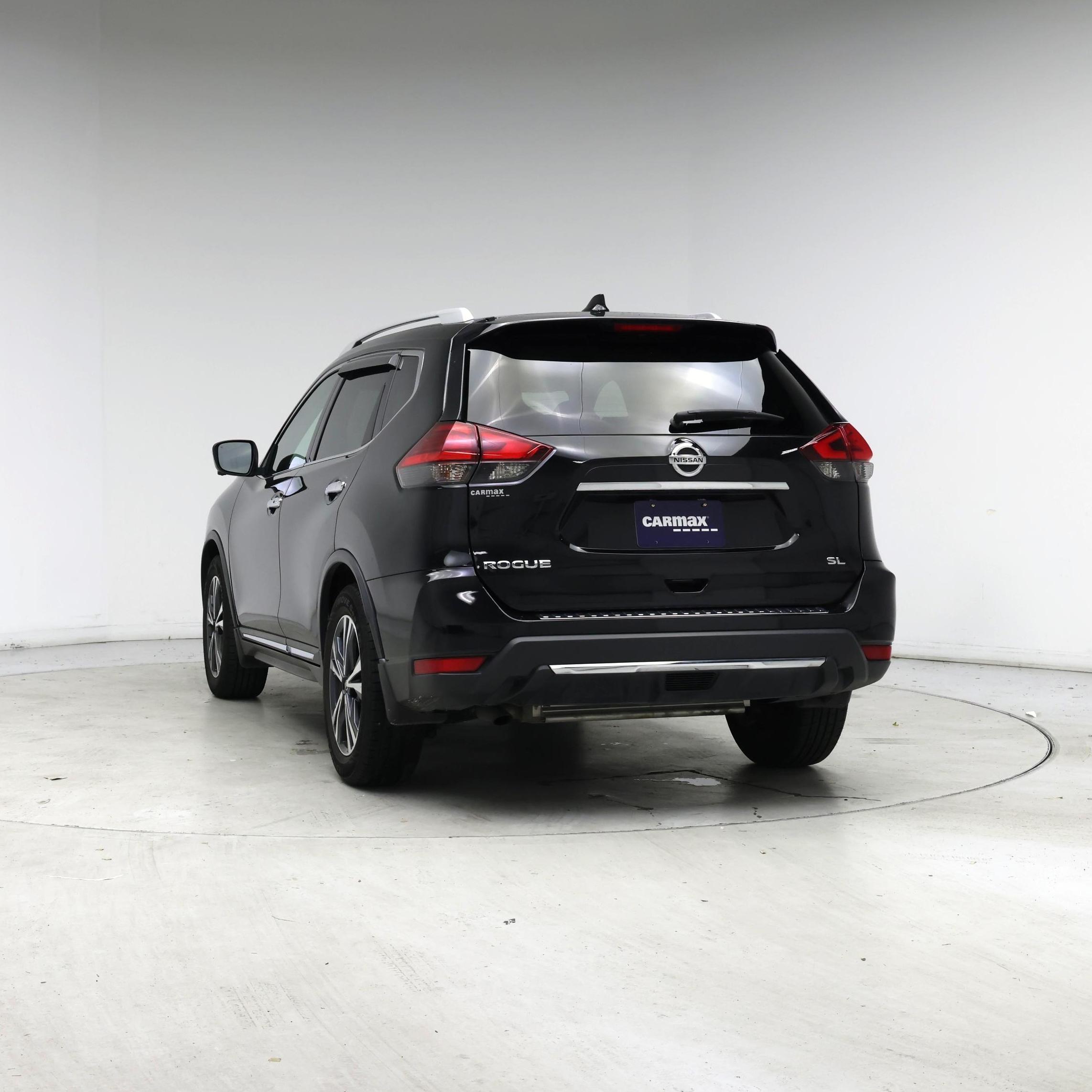 Thumbnail: 2017 Nissan Rogue - 6