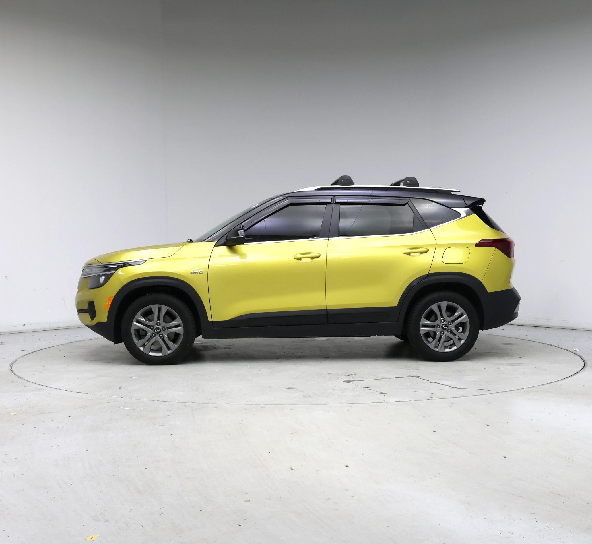 Thumbnail: 2021 Kia Seltos - 3